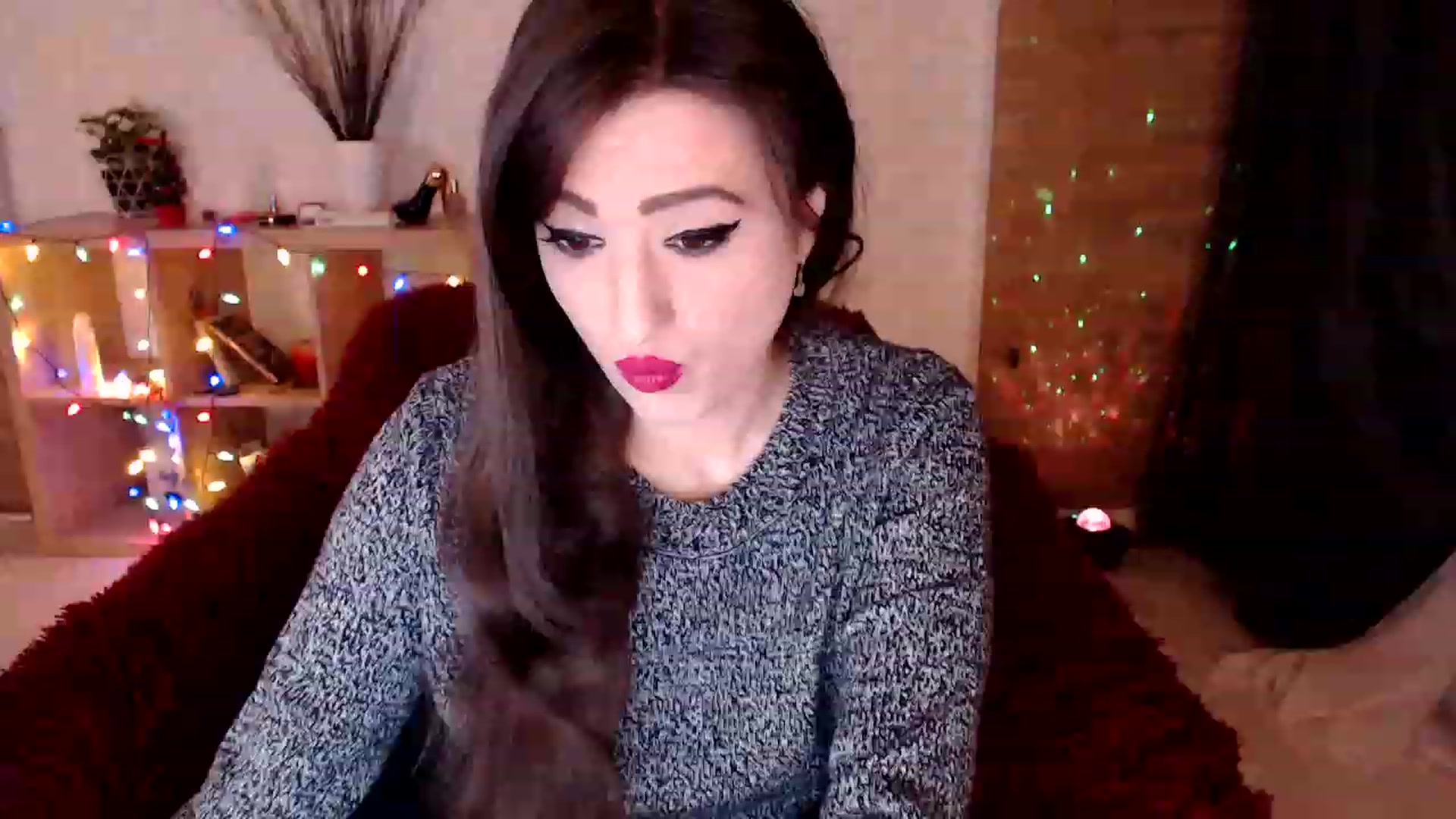Gallery image thumbnail from HotRebbecca's myfreecams stream on, 01/17/2023, 24:49 image 6 of 20