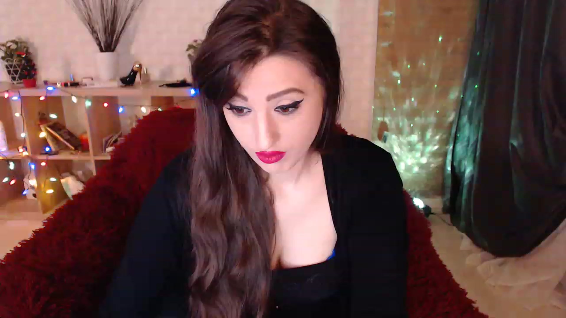 Gallery image thumbnail from HotRebbecca's myfreecams stream on, 01/18/2023, 01:01 image 9 of 20