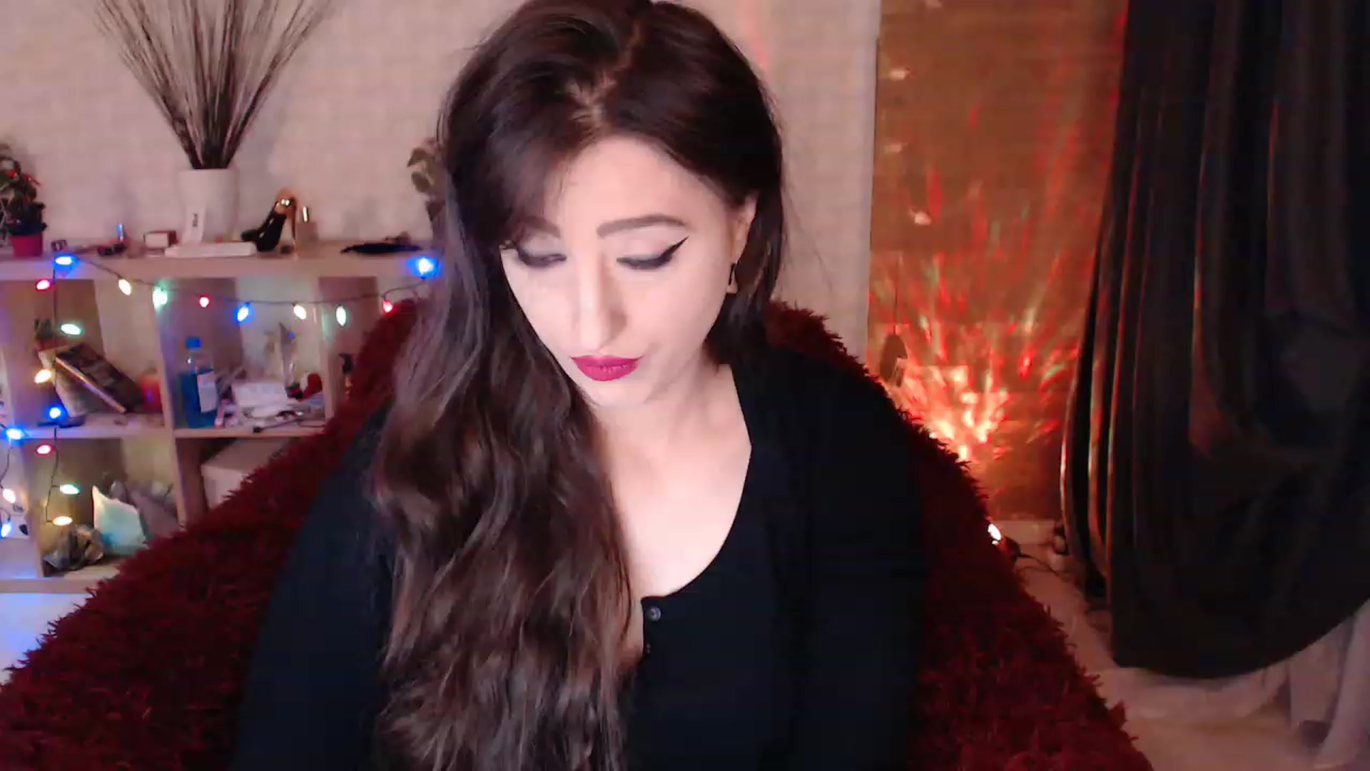 Gallery image thumbnail from HotRebbecca's myfreecams stream on, 01/31/2023, 03:28 image 2 of 20