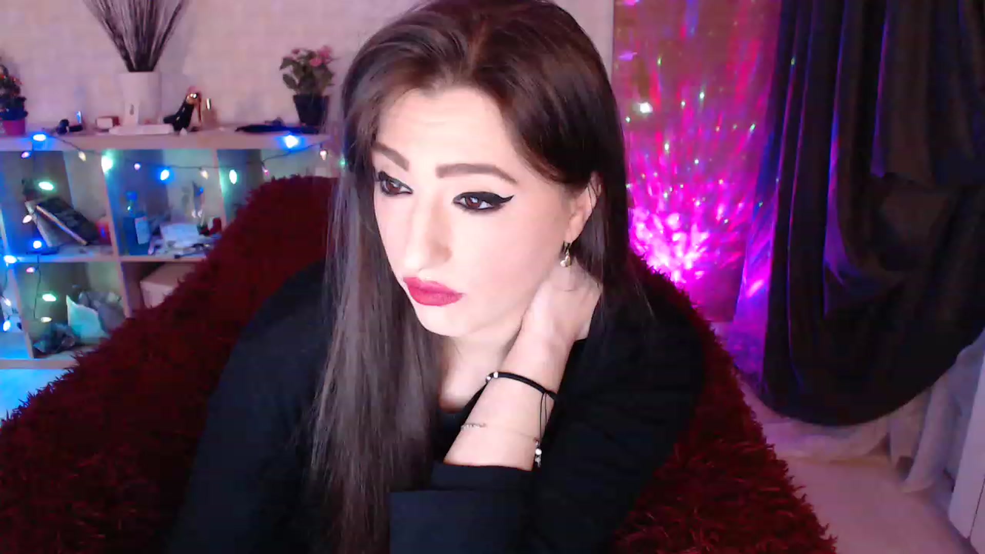 Gallery image thumbnail from HotRebbecca's myfreecams stream on, 02/02/2023, 01:22 image 3 of 20