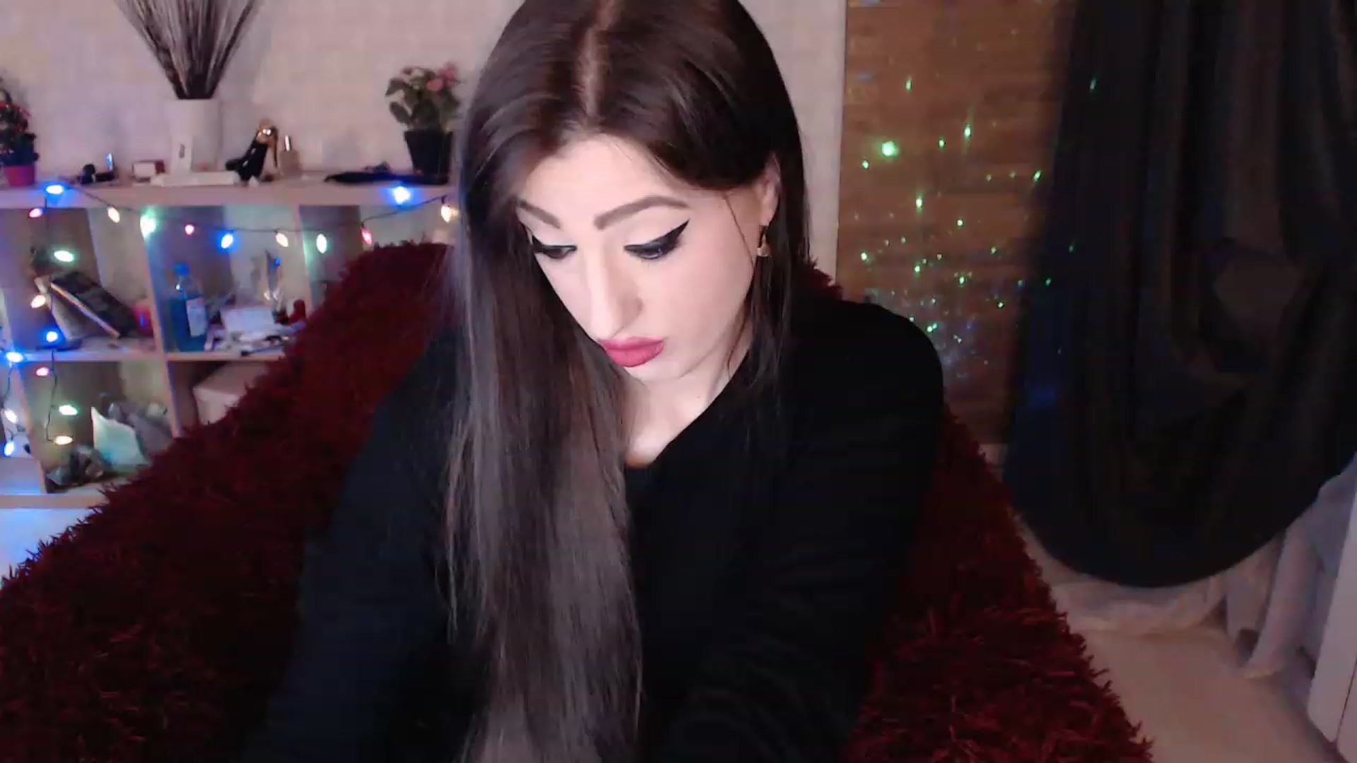 Gallery image thumbnail from HotRebbecca's myfreecams stream on, 02/02/2023, 01:22 image 10 of 20