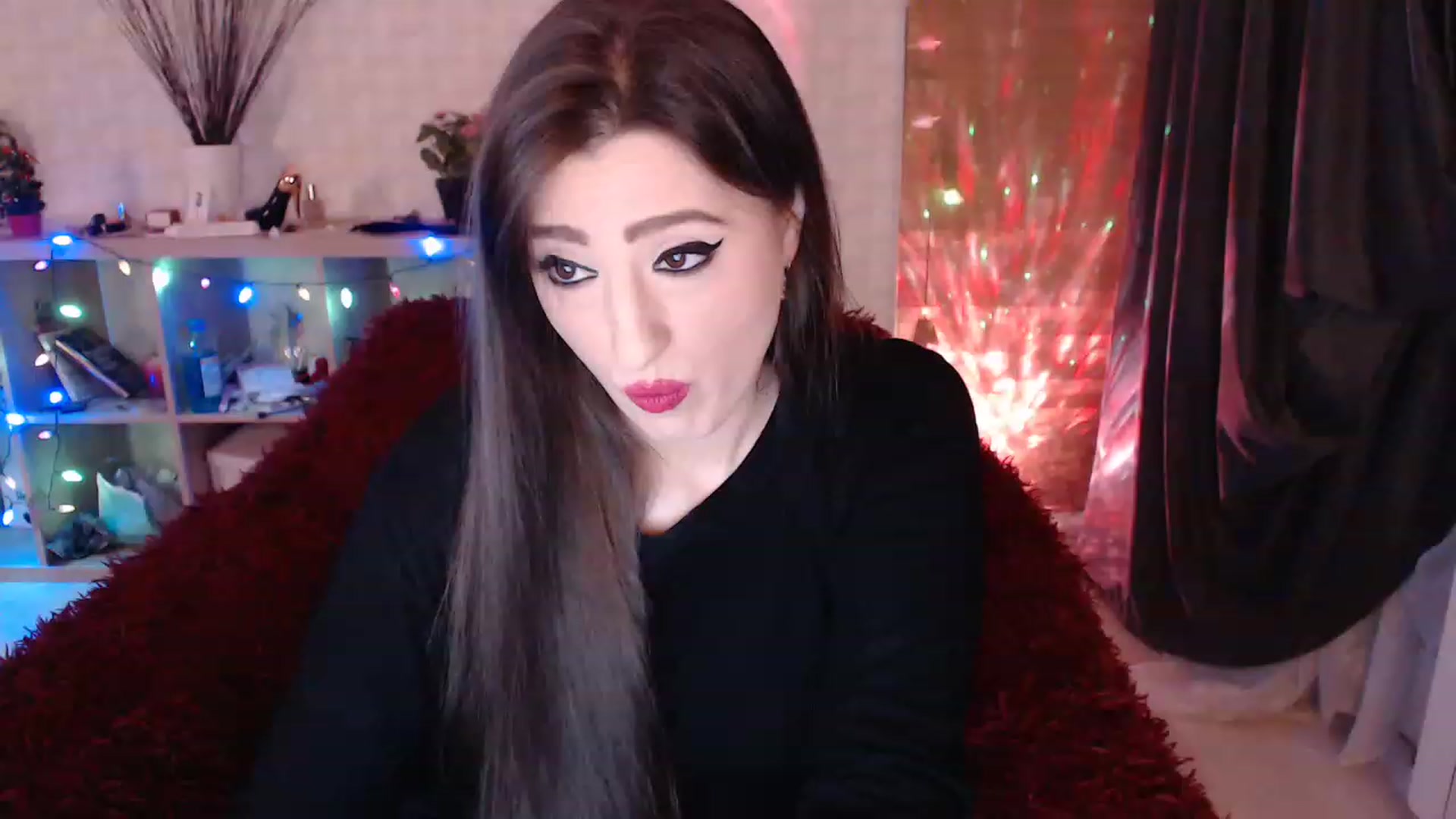 Gallery image thumbnail from HotRebbecca's myfreecams stream on, 02/02/2023, 01:22 image 2 of 20