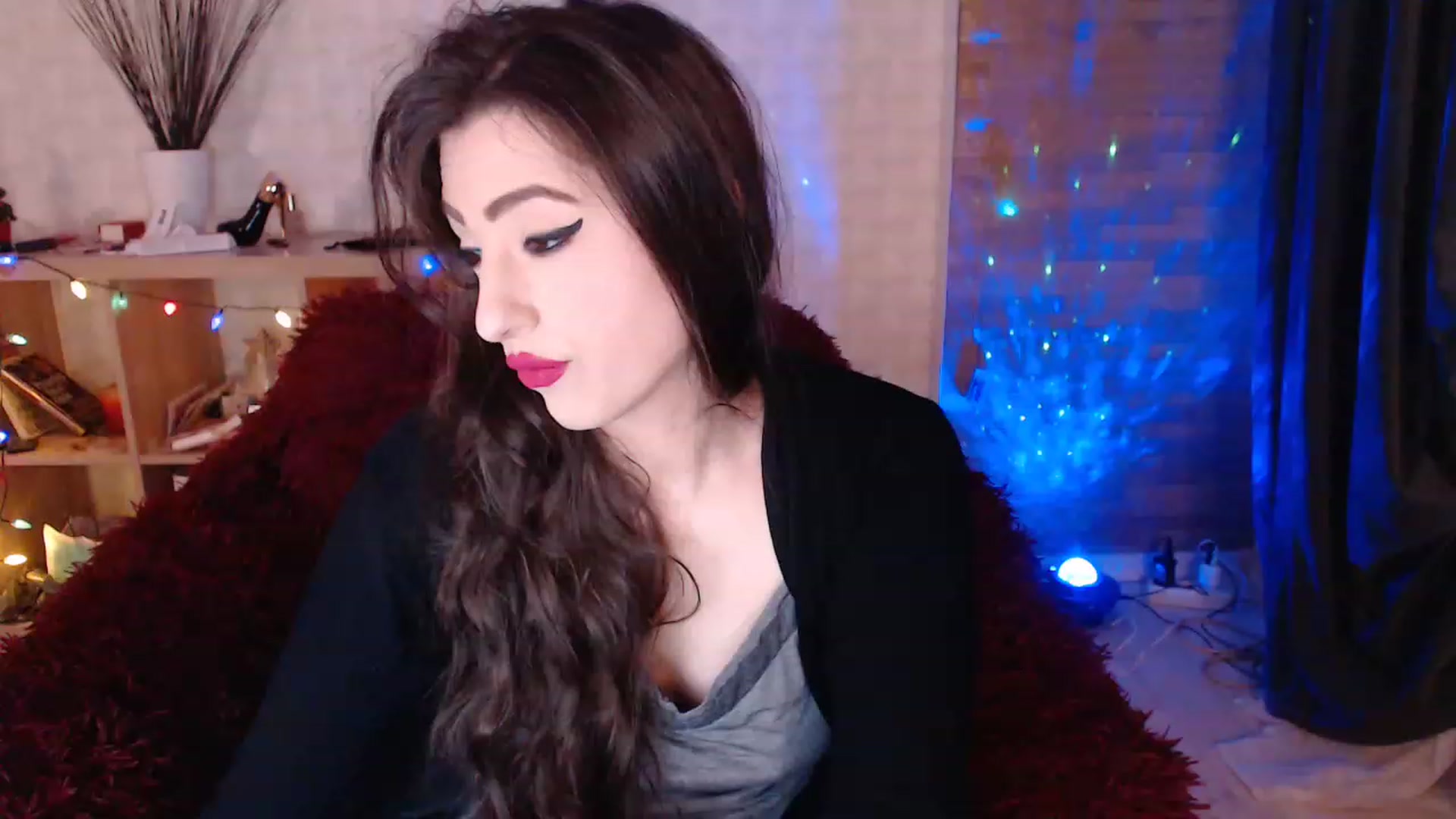 Gallery image thumbnail from HotRebbecca's myfreecams stream on, 02/04/2023, 02:16 image 6 of 20