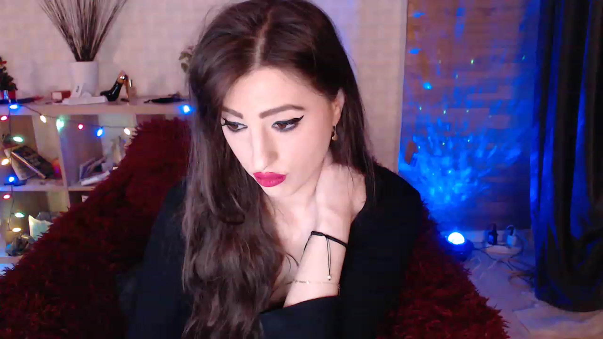 Gallery image thumbnail from HotRebbecca's myfreecams stream on, 02/04/2023, 03:27 image 2 of 20
