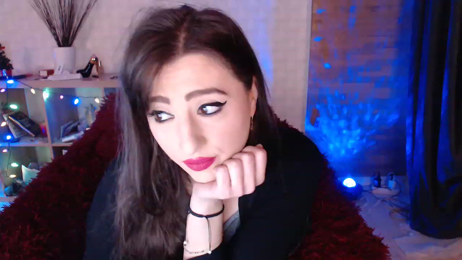 Gallery image thumbnail from HotRebbecca's myfreecams stream on, 02/04/2023, 03:27 image 15 of 20