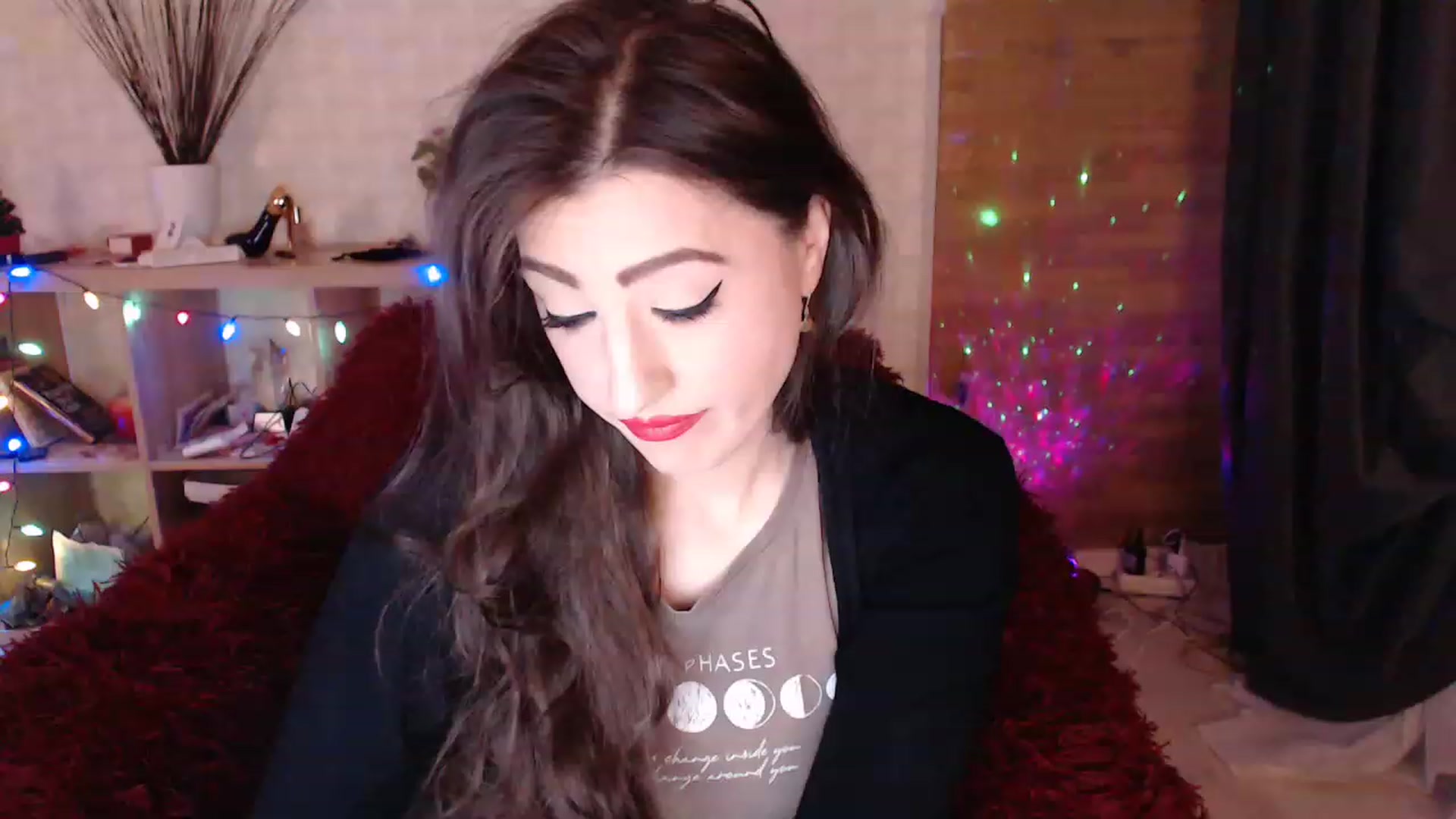 Gallery image thumbnail from HotRebbecca's myfreecams stream on, 02/05/2023, 01:29 image 1 of 20