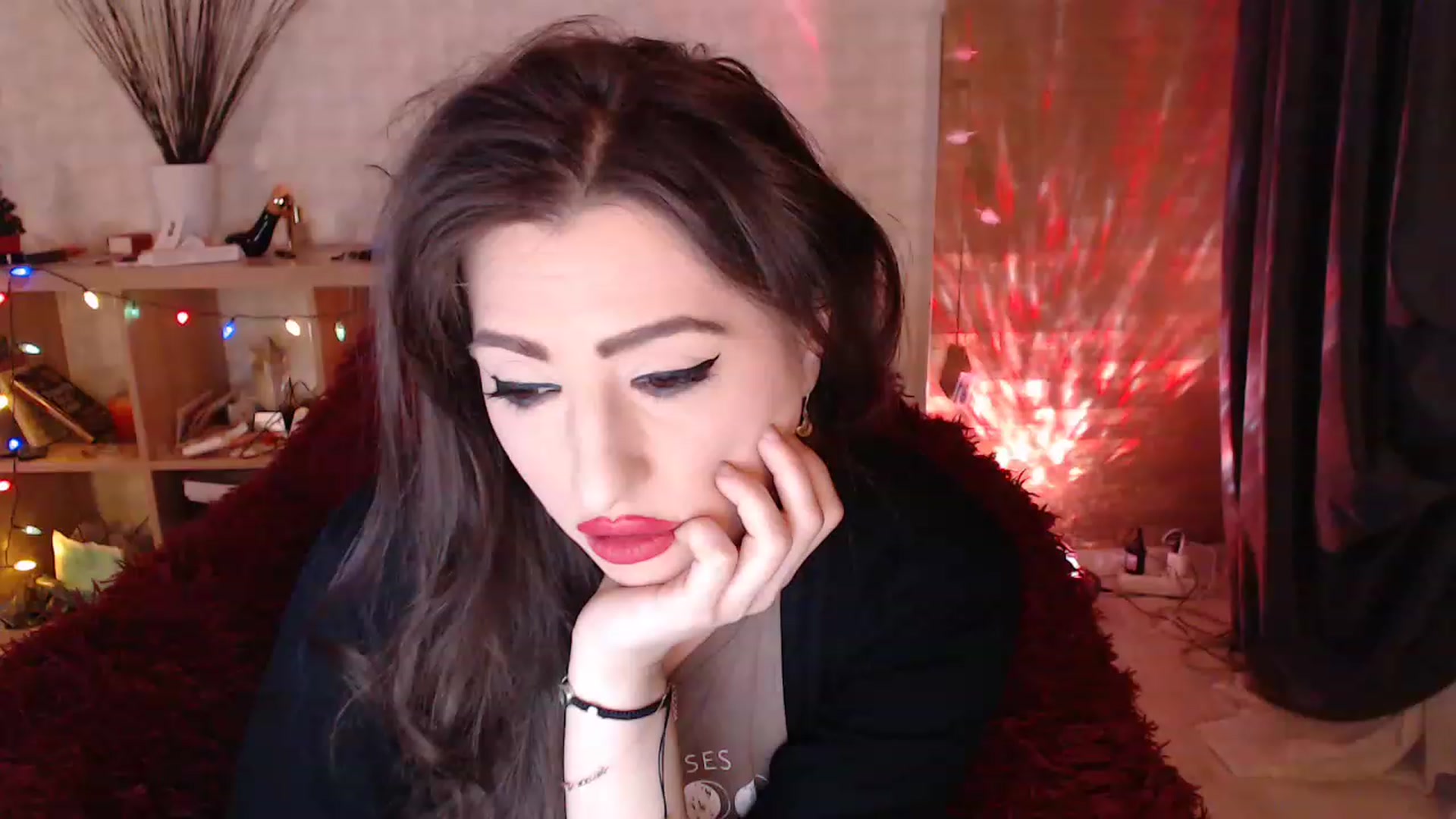 Gallery image thumbnail from HotRebbecca's myfreecams stream on, 02/05/2023, 01:29 image 18 of 20
