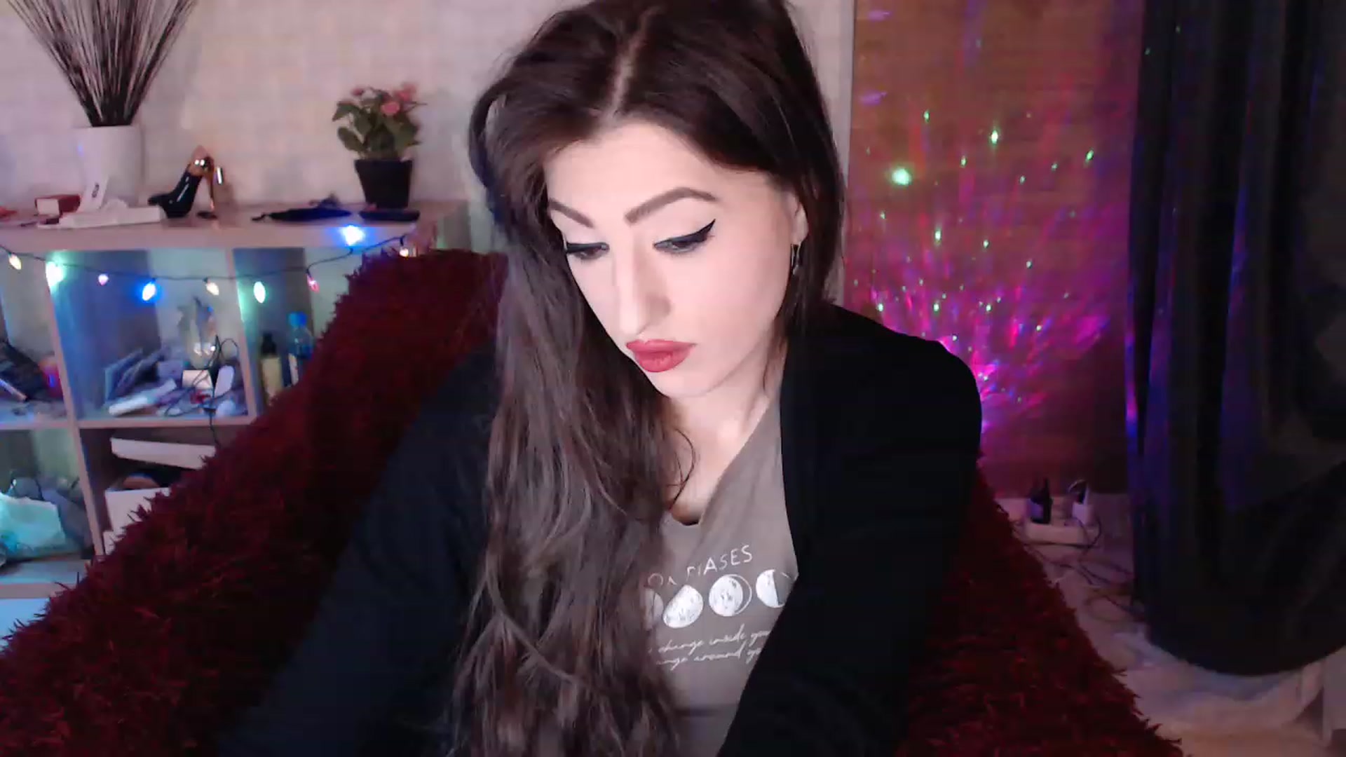 Gallery image thumbnail from HotRebbecca's myfreecams stream on, 02/05/2023, 04:04 image 4 of 20