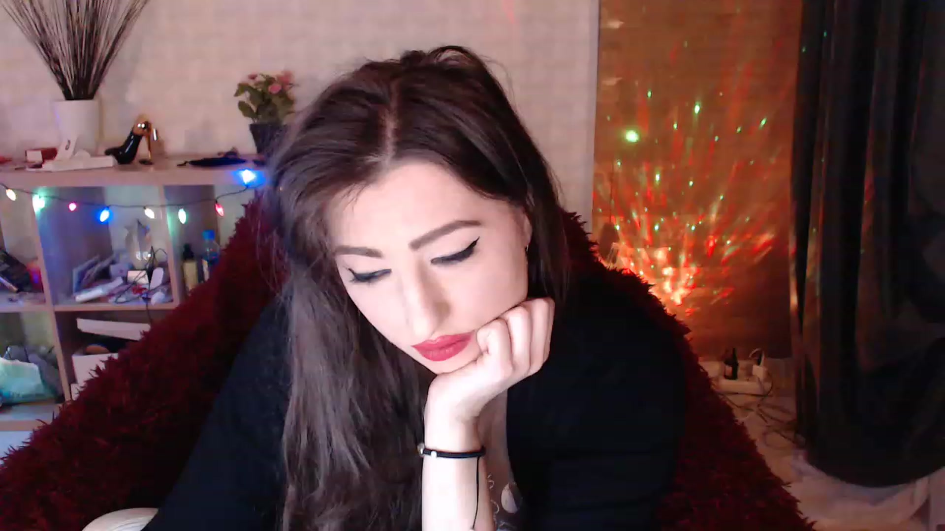 Gallery image thumbnail from HotRebbecca's myfreecams stream on, 02/05/2023, 04:04 image 6 of 20