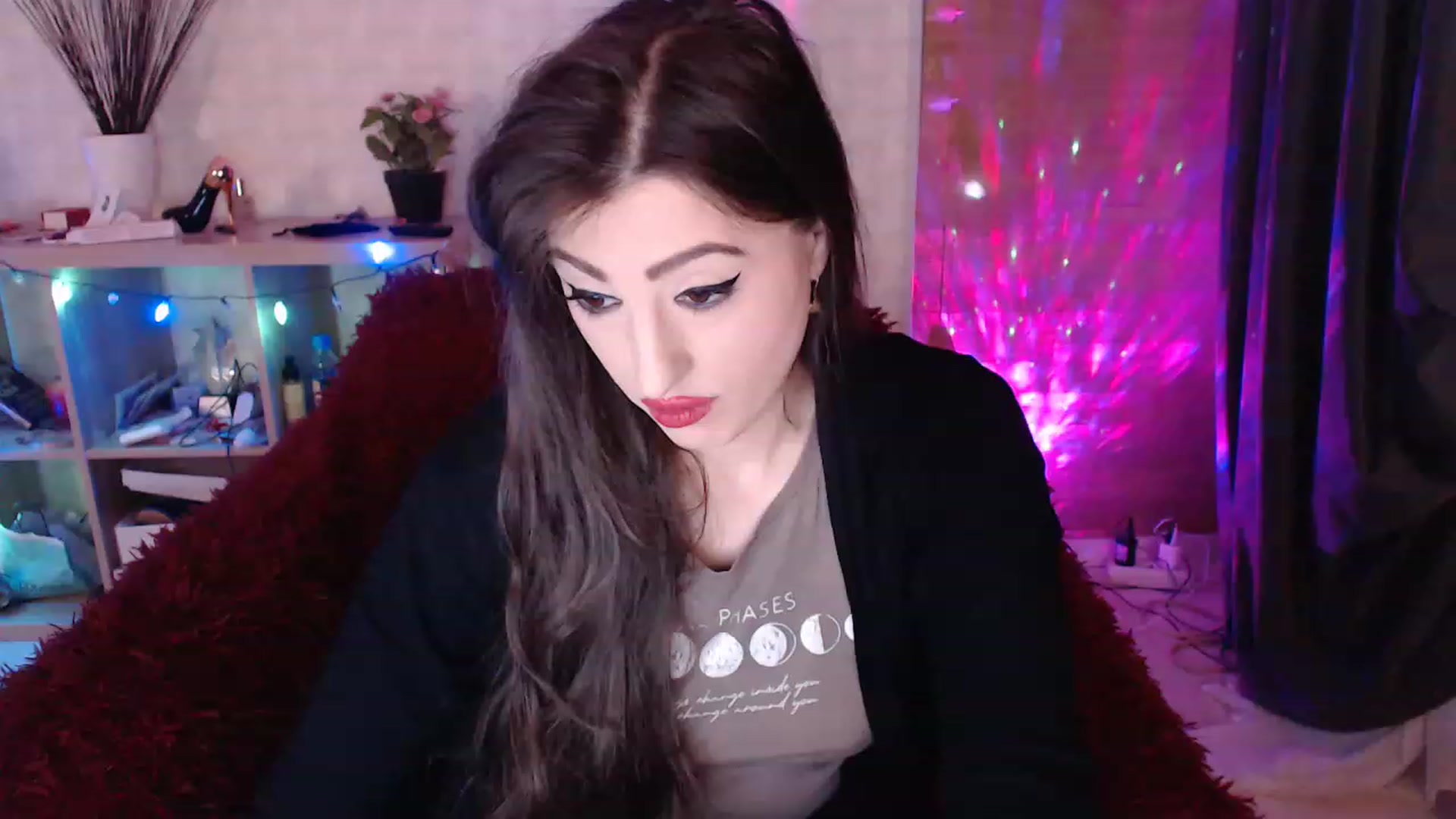 Gallery image thumbnail from HotRebbecca's myfreecams stream on, 02/05/2023, 04:04 image 3 of 20