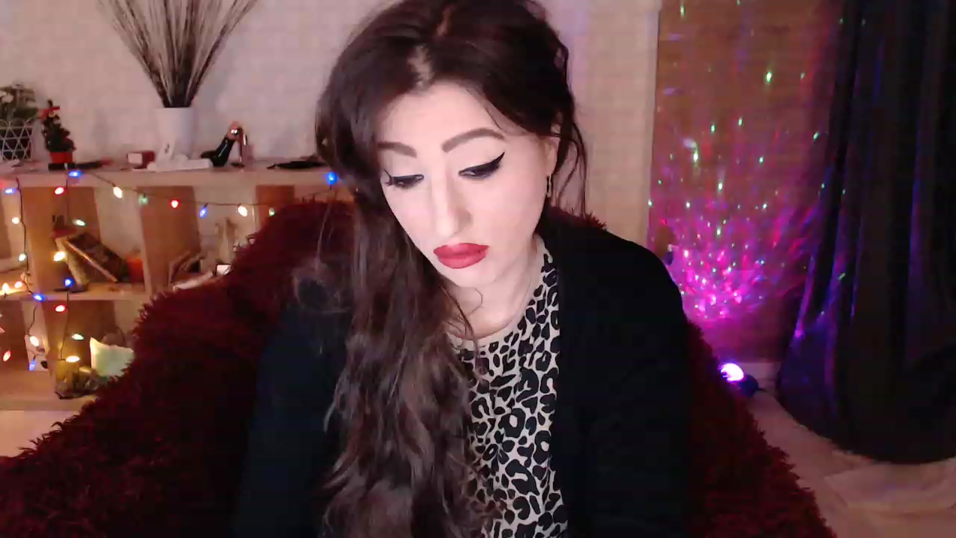 Gallery image thumbnail from HotRebbecca's myfreecams stream on, 02/06/2023, 01:08 image 1 of 20