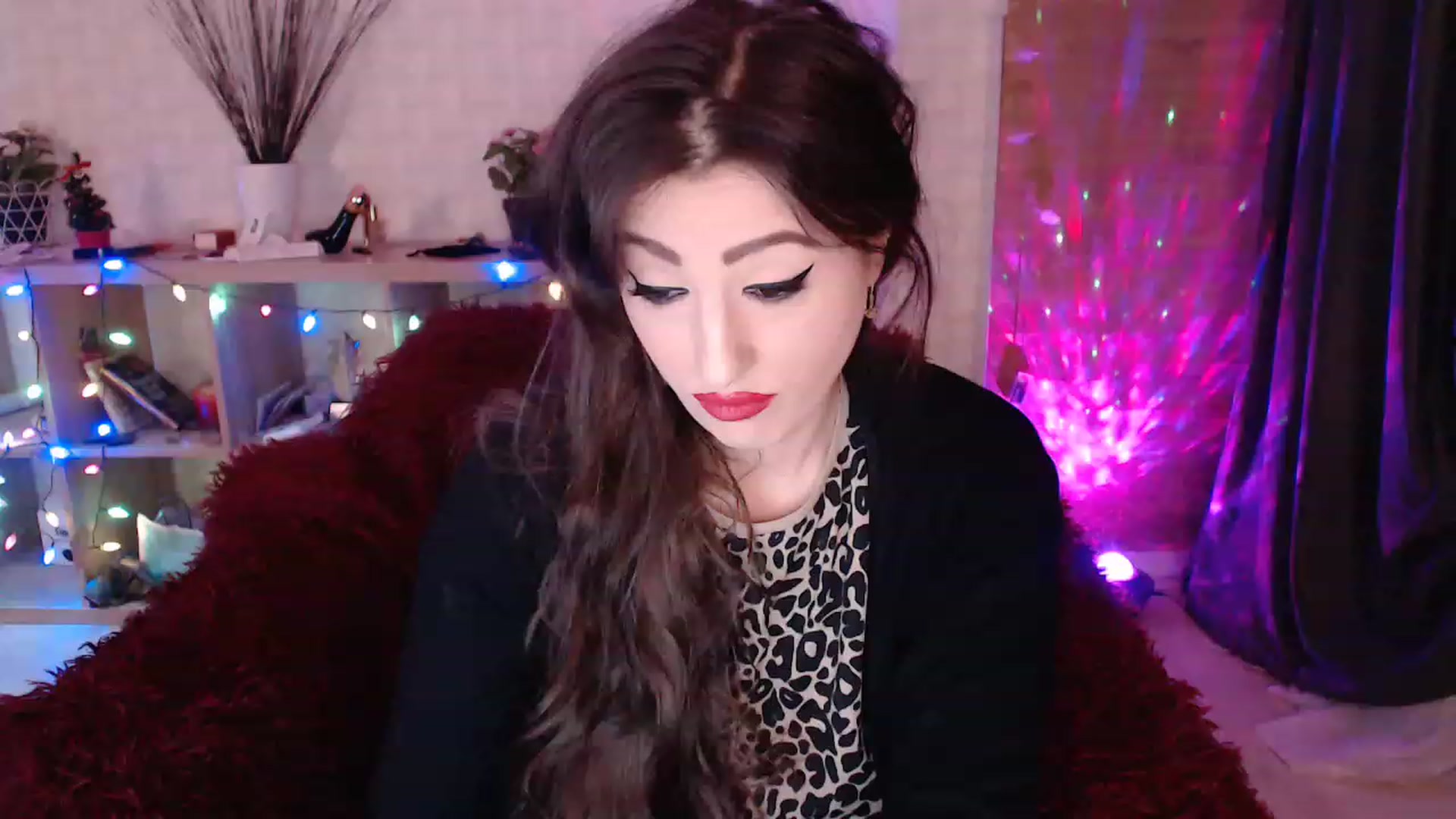 Gallery image thumbnail from HotRebbecca's myfreecams stream on, 02/06/2023, 01:08 image 5 of 20