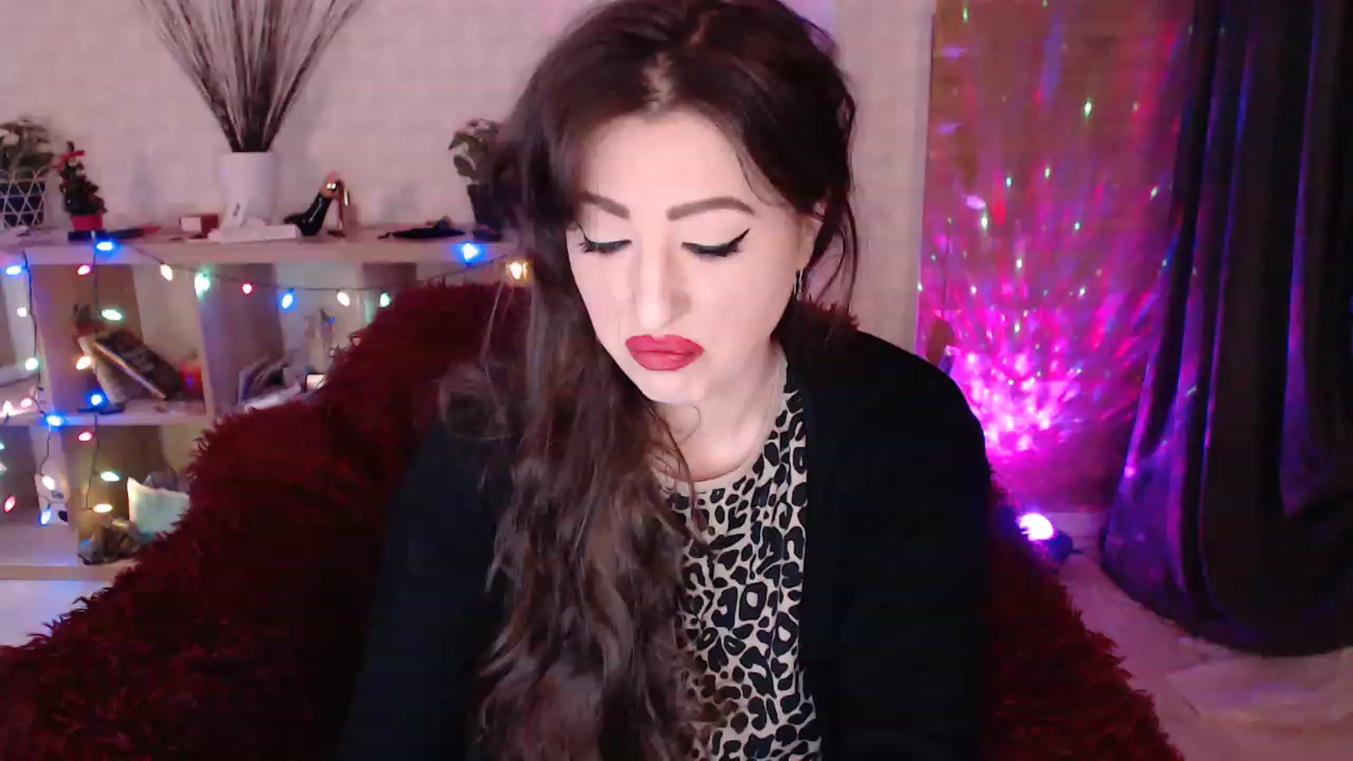 Gallery image thumbnail from HotRebbecca's myfreecams stream on, 02/06/2023, 01:08 image 3 of 20