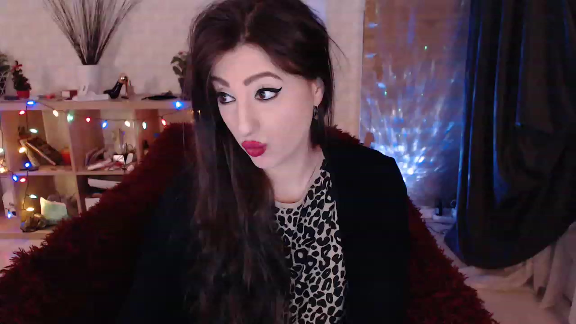Gallery image thumbnail from HotRebbecca's myfreecams stream on, 02/06/2023, 04:19 image 6 of 20