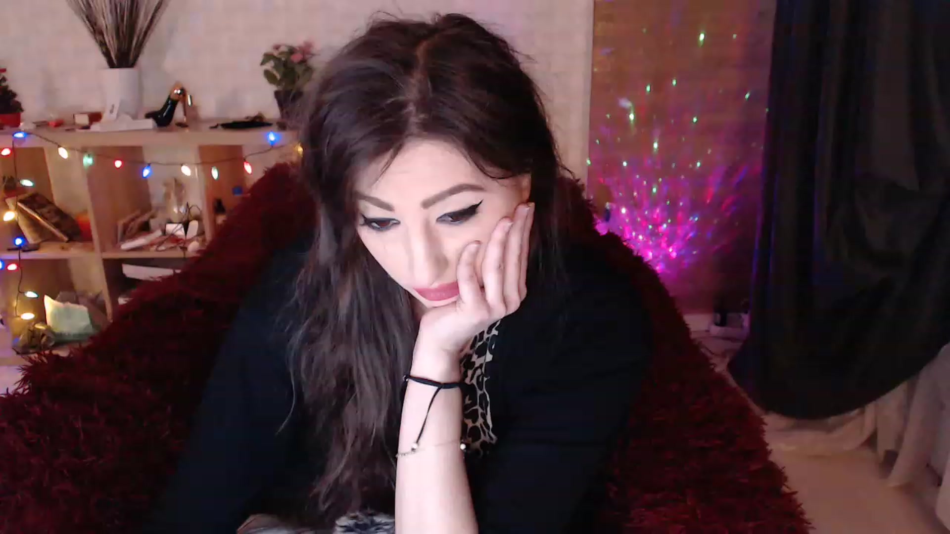Gallery image thumbnail from HotRebbecca's myfreecams stream on, 02/06/2023, 07:14 image 3 of 20