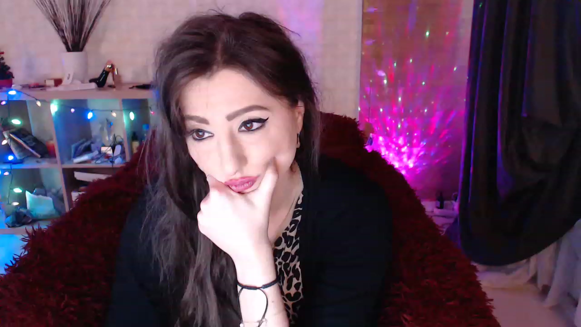 Gallery image thumbnail from HotRebbecca's myfreecams stream on, 02/06/2023, 07:59 image 13 of 20