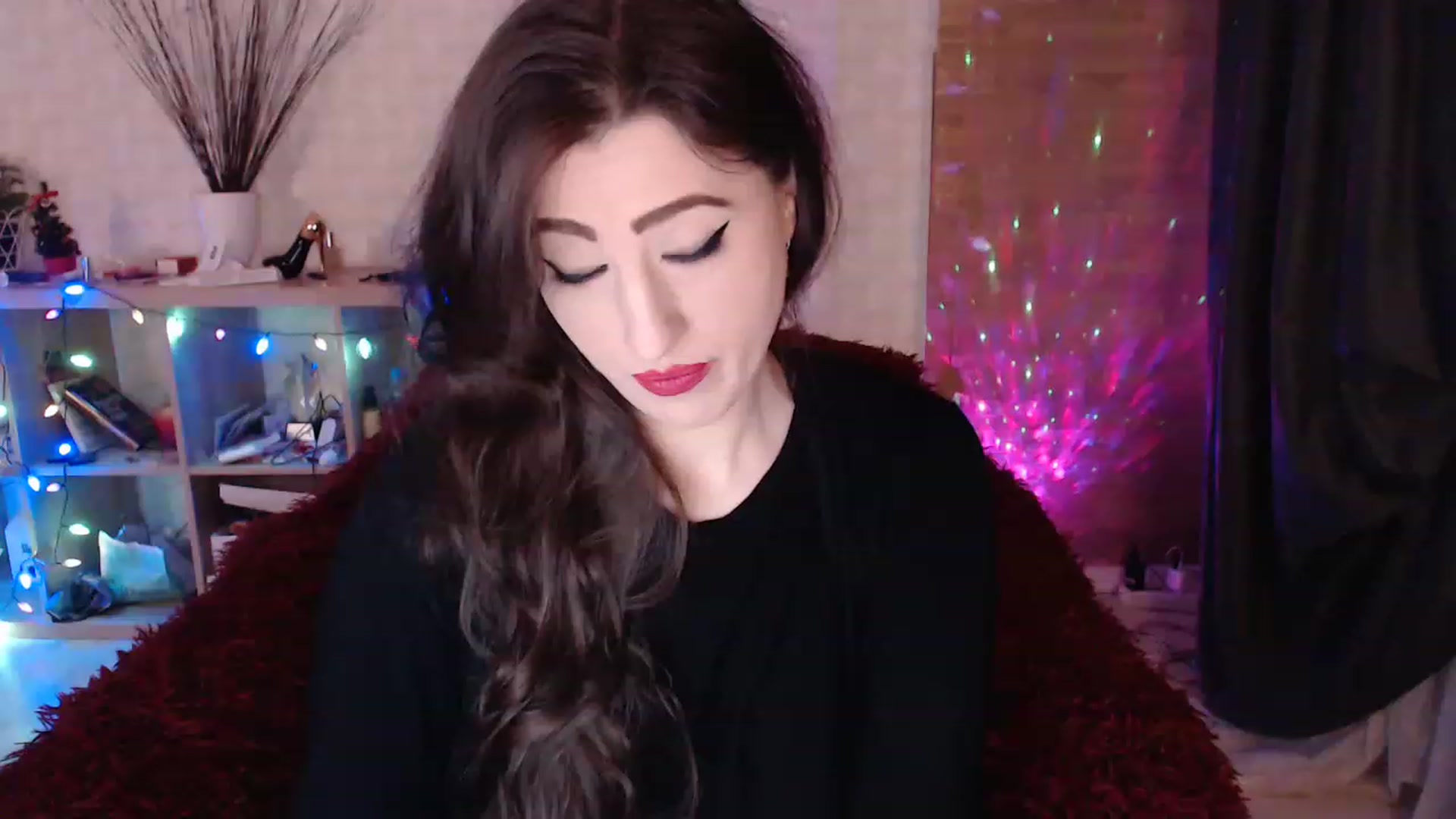 Gallery image thumbnail from HotRebbecca's myfreecams stream on, 02/07/2023, 24:29 image 15 of 20