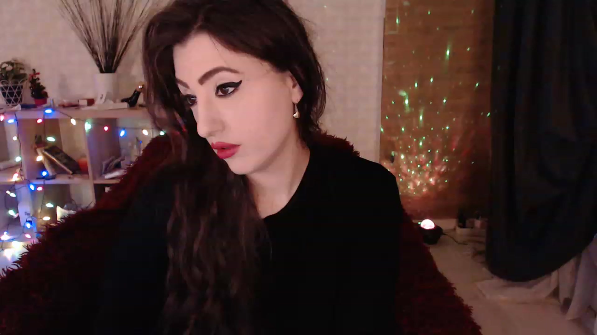 Gallery image thumbnail from HotRebbecca's myfreecams stream on, 02/07/2023, 01:03 image 4 of 20