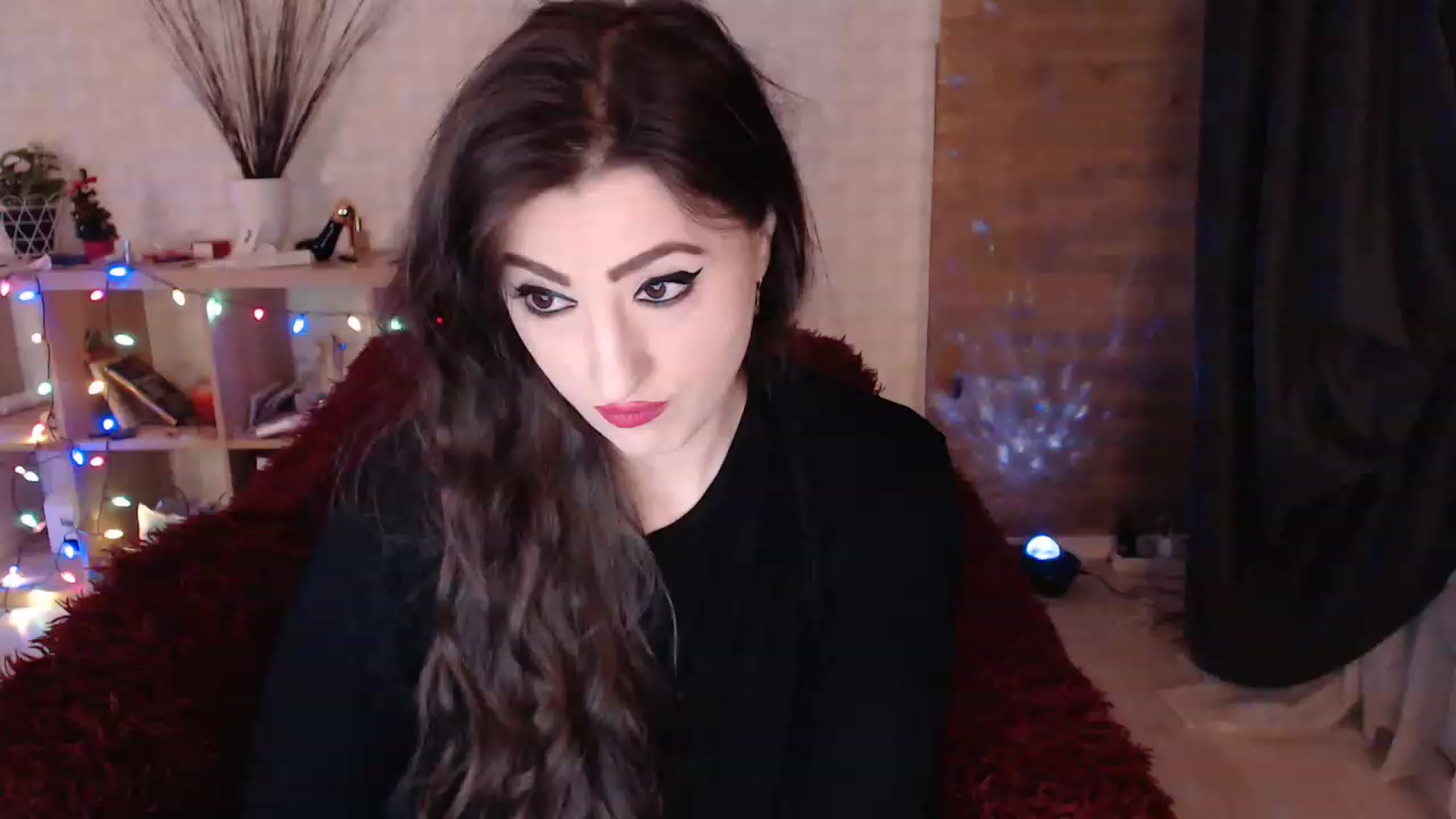 Gallery image thumbnail from HotRebbecca's myfreecams stream on, 02/07/2023, 01:03 image 10 of 20