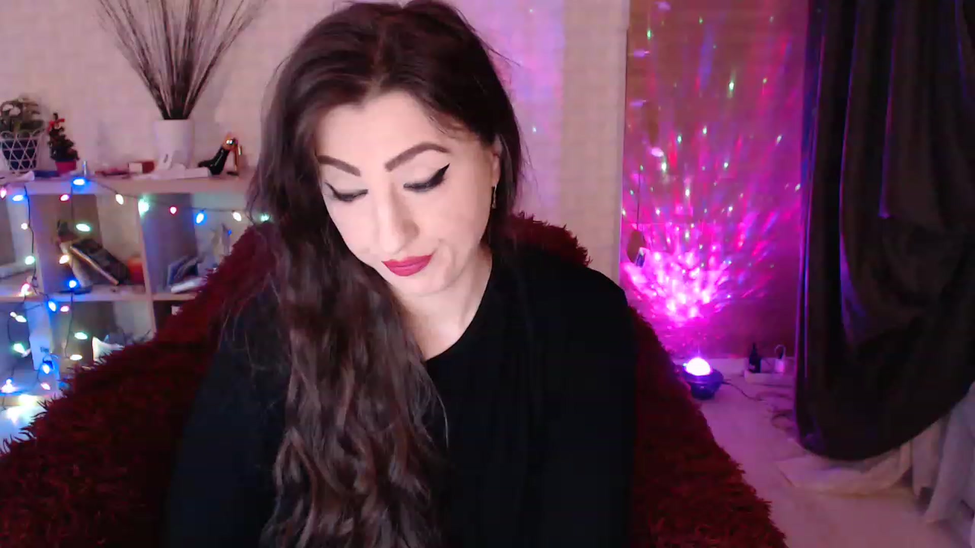 Gallery image thumbnail from HotRebbecca's myfreecams stream on, 02/07/2023, 01:03 image 13 of 20