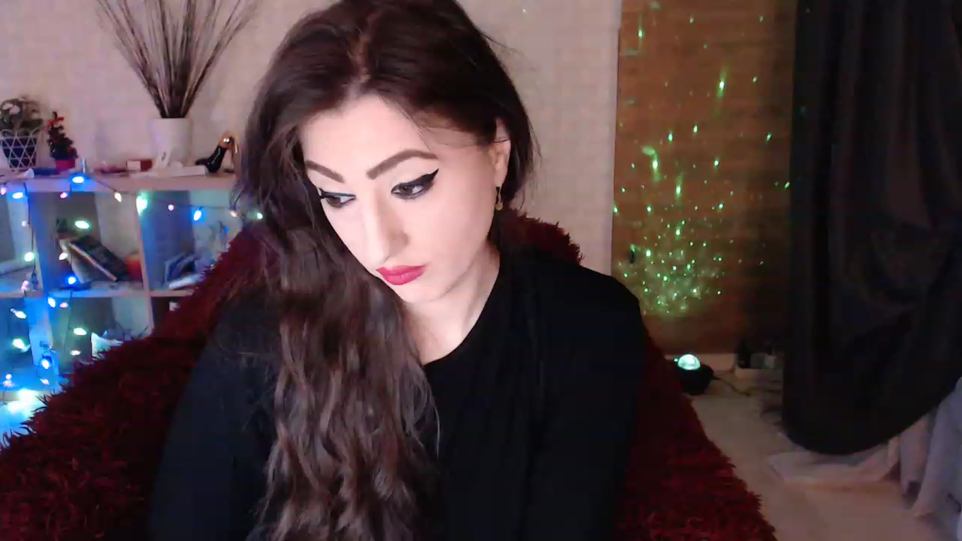 Gallery image thumbnail from HotRebbecca's myfreecams stream on, 02/07/2023, 01:03 image 6 of 20