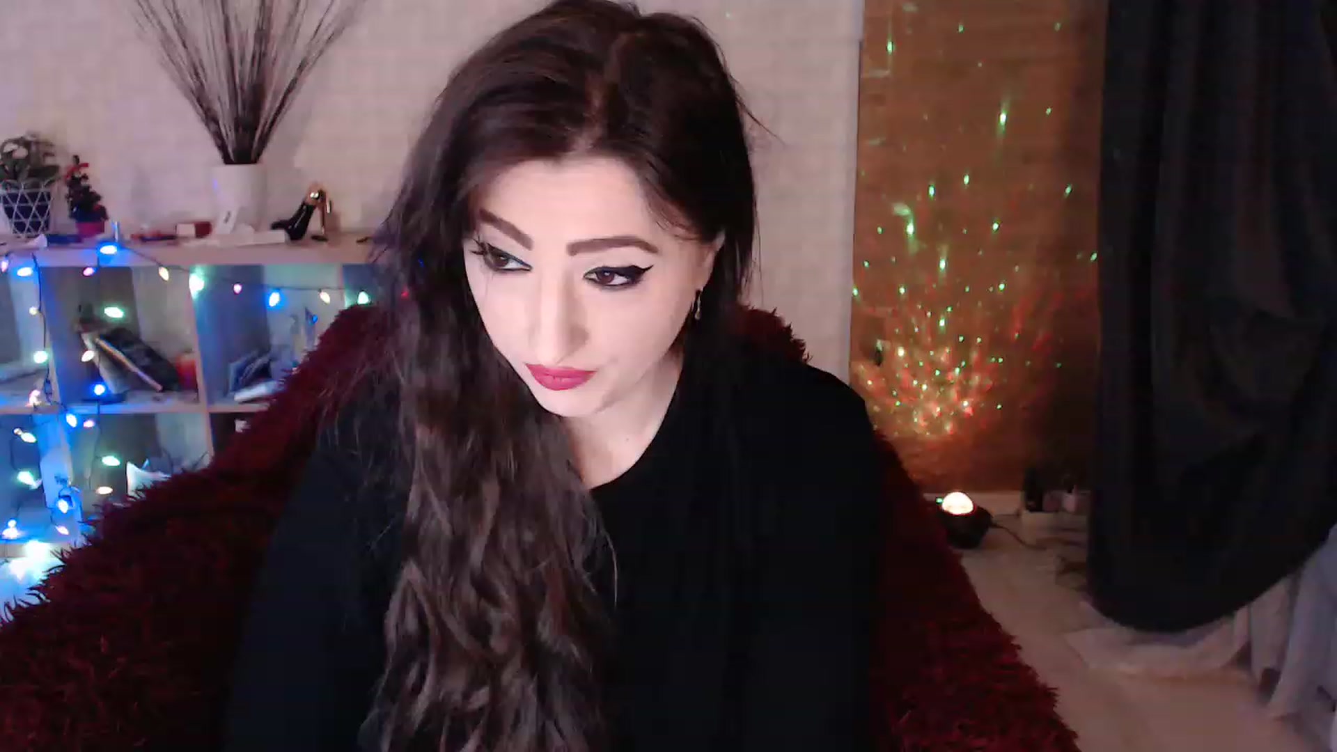 Gallery image thumbnail from HotRebbecca's myfreecams stream on, 02/07/2023, 01:03 image 12 of 20