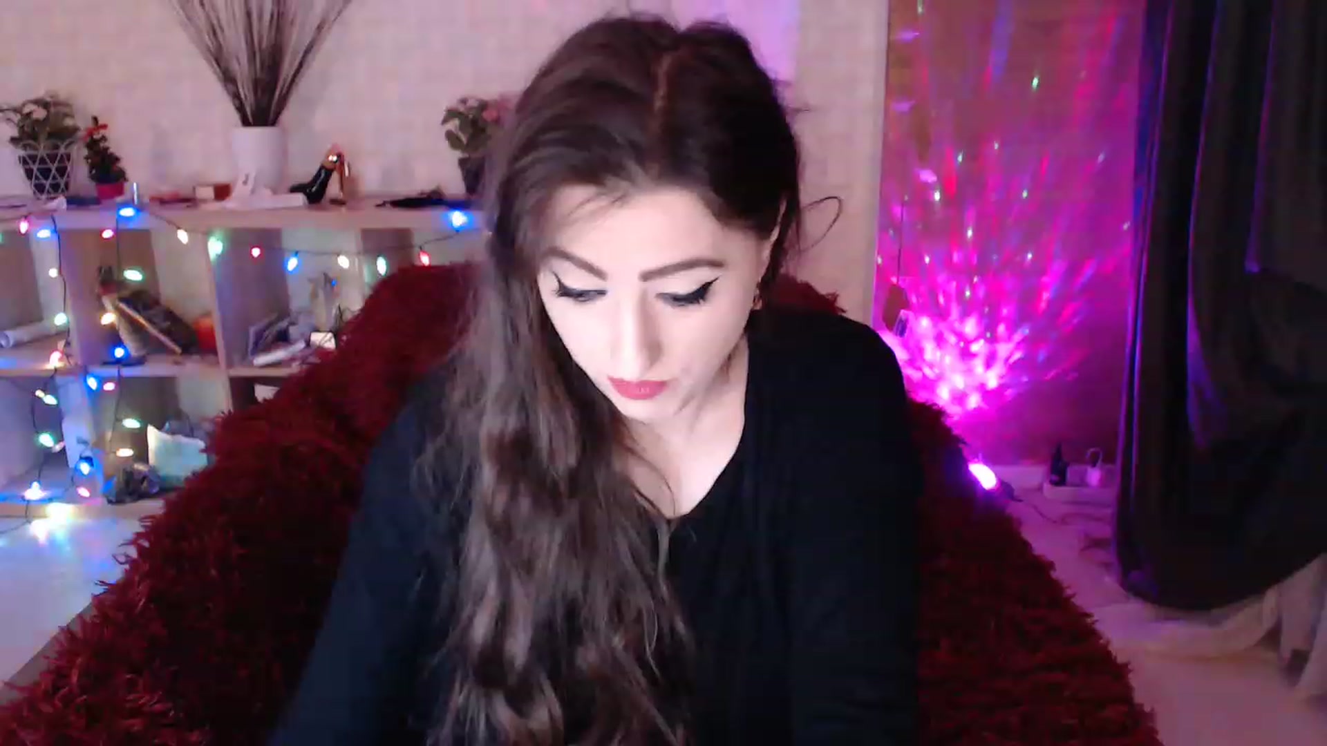 Gallery image thumbnail from HotRebbecca's myfreecams stream on, 02/07/2023, 04:13 image 14 of 20