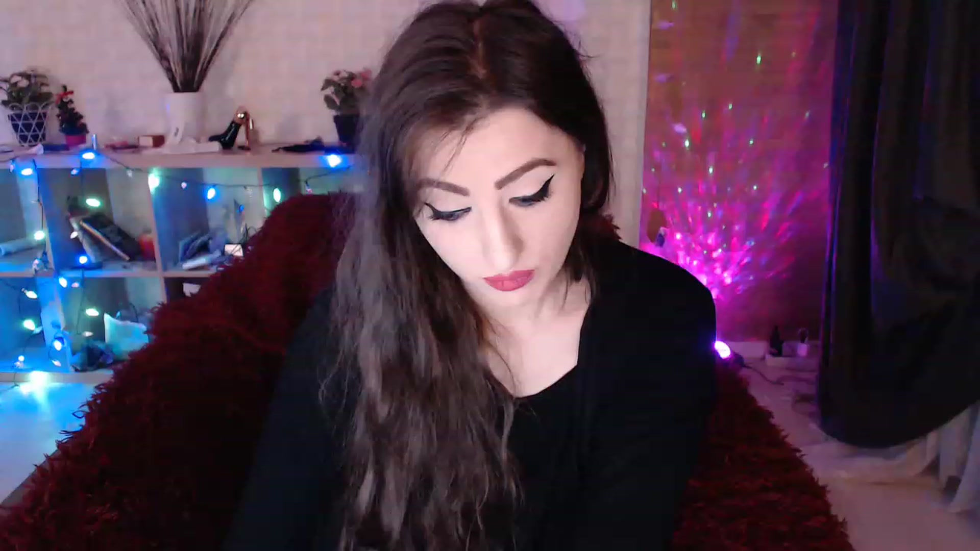 Gallery image thumbnail from HotRebbecca's myfreecams stream on, 02/07/2023, 04:13 image 8 of 20