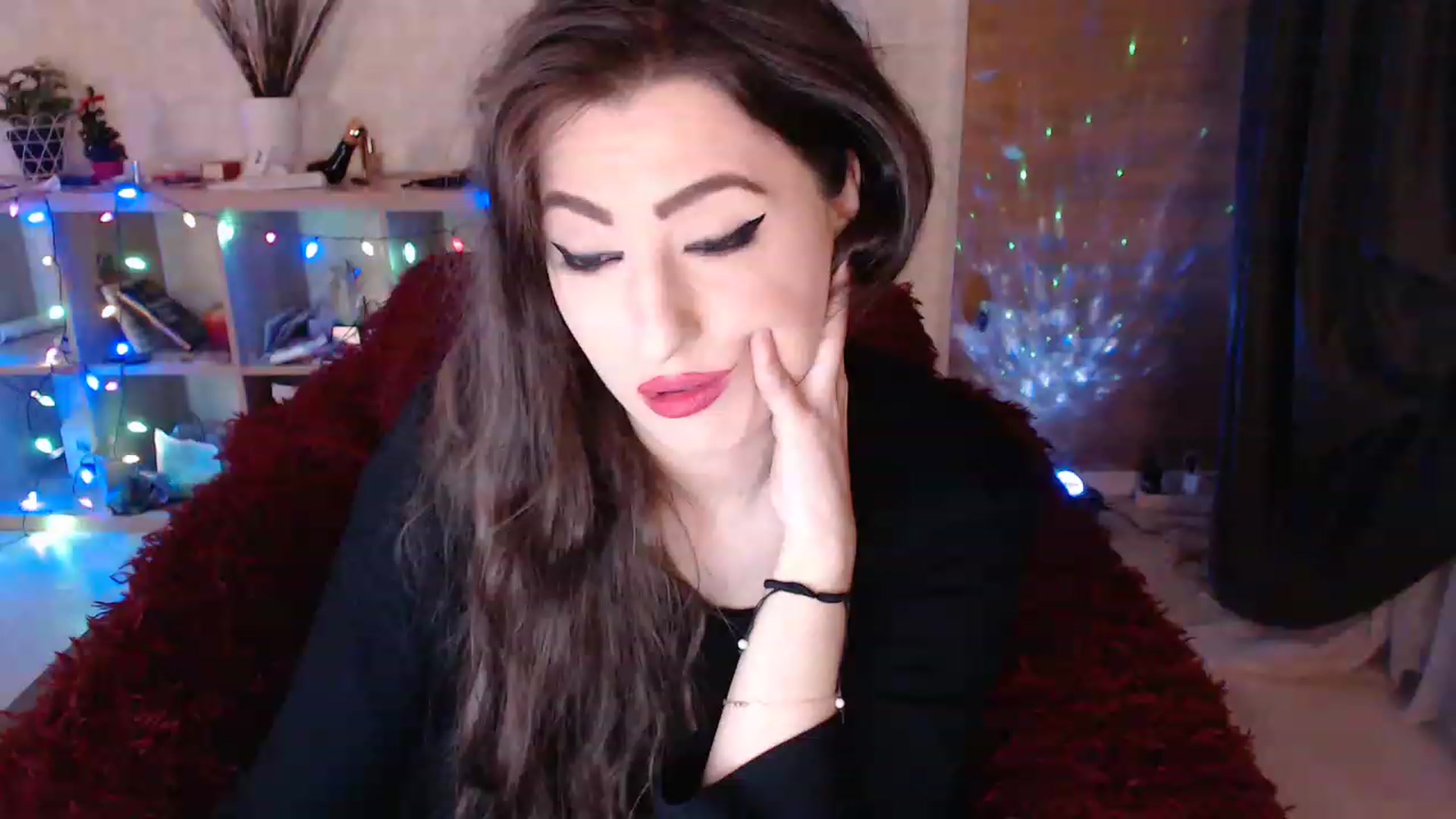 Gallery image thumbnail from HotRebbecca's myfreecams stream on, 02/07/2023, 04:13 image 6 of 20