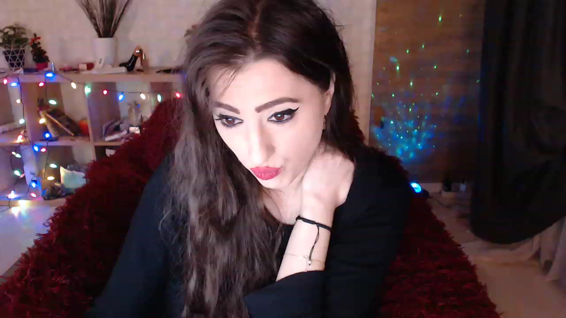 Gallery image thumbnail from HotRebbecca's myfreecams stream on, 02/07/2023, 04:13 image 4 of 20