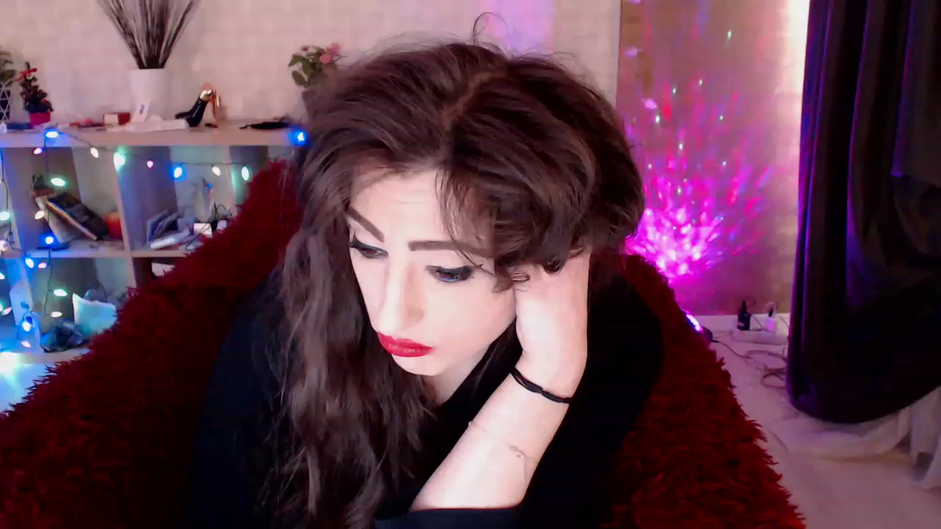 Gallery image thumbnail from HotRebbecca's myfreecams stream on, 02/07/2023, 06:57 image 12 of 20