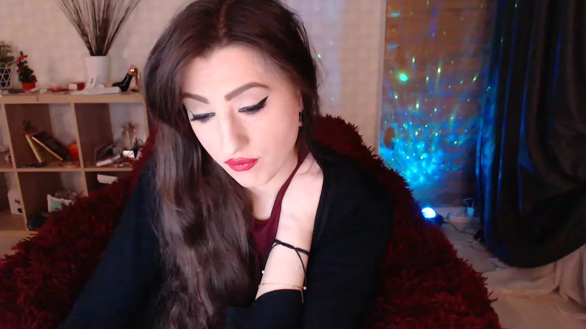 Gallery image thumbnail from HotRebbecca's myfreecams stream on, 02/12/2023, 01:25 image 17 of 20