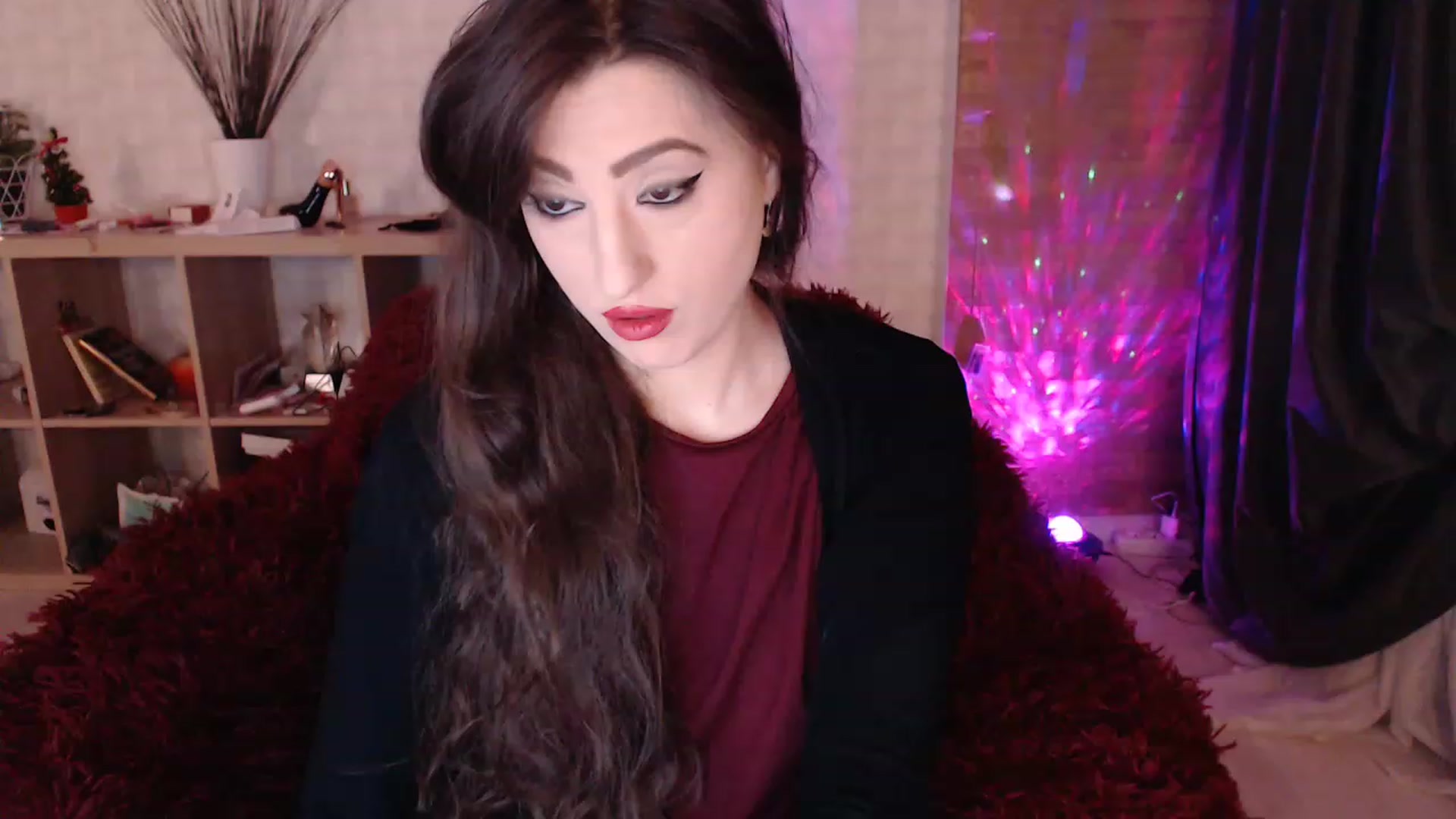 Gallery image thumbnail from HotRebbecca's myfreecams stream on, 02/12/2023, 01:25 image 11 of 20