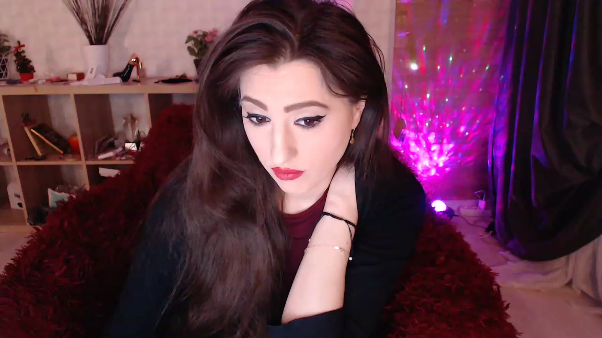 Gallery image thumbnail from HotRebbecca's myfreecams stream on, 02/12/2023, 01:58 image 3 of 20