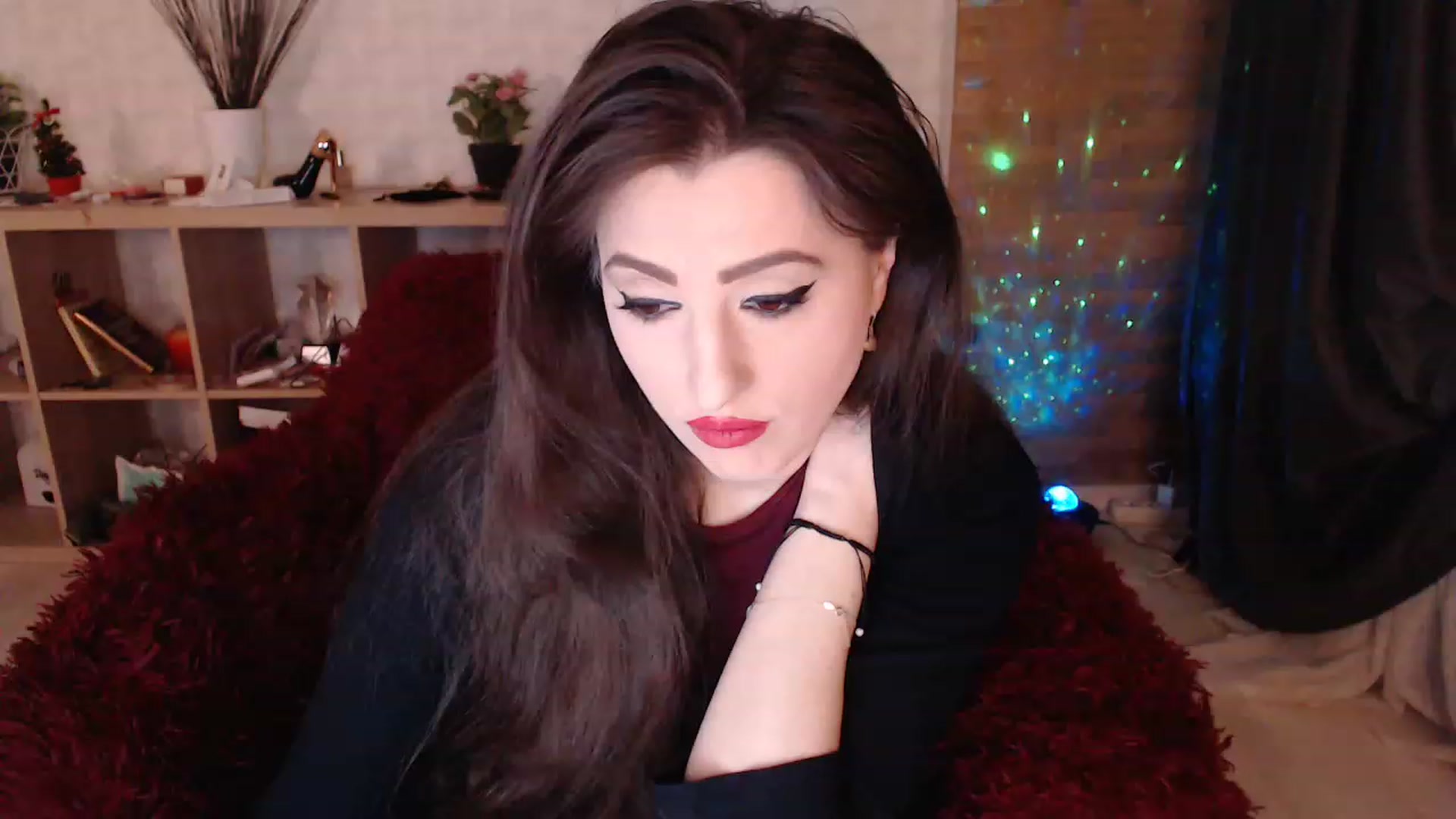 Gallery image thumbnail from HotRebbecca's myfreecams stream on, 02/12/2023, 01:58 image 6 of 20