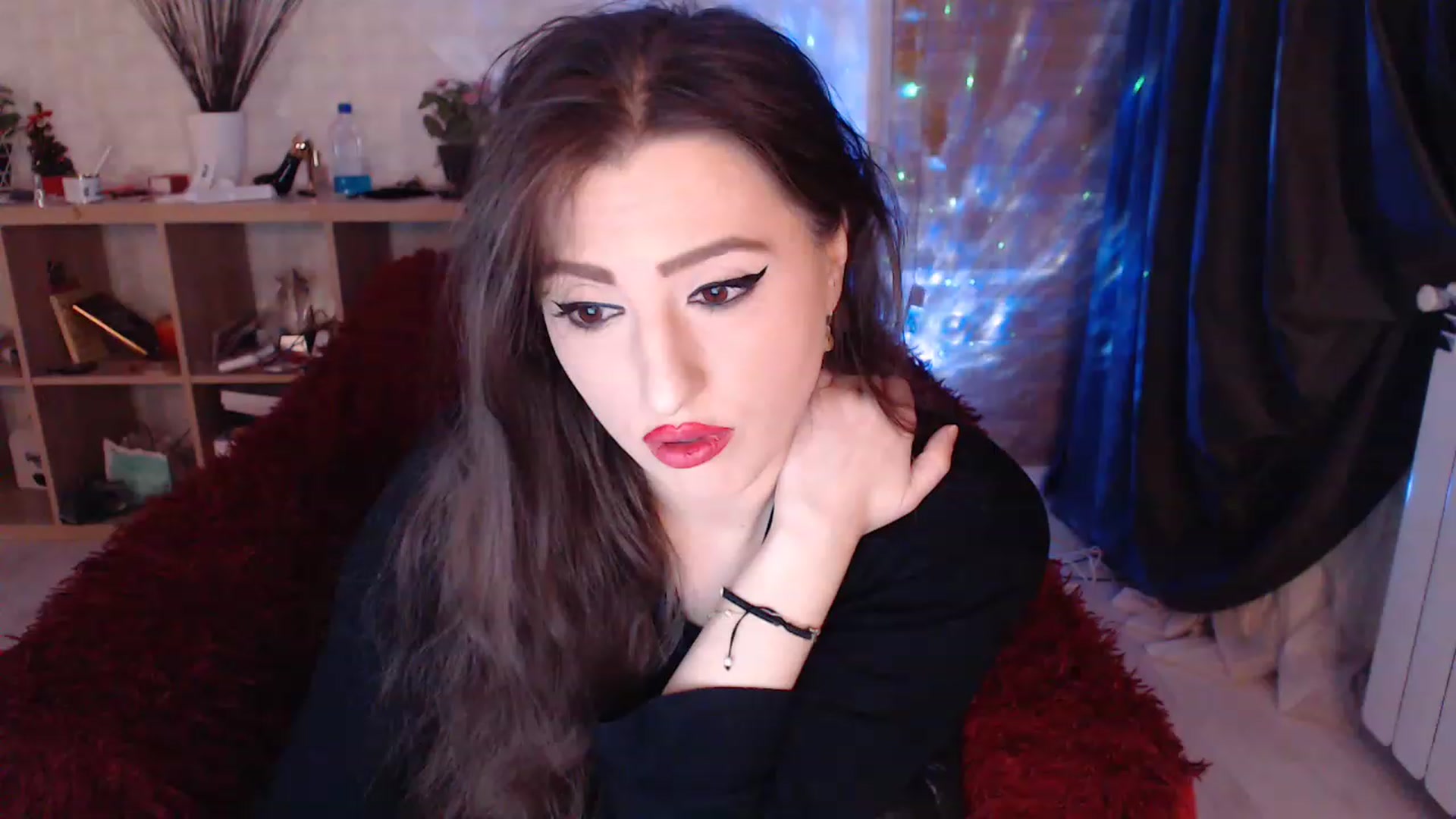 Gallery image thumbnail from HotRebbecca's myfreecams stream on, 02/14/2023, 24:00 image 17 of 20