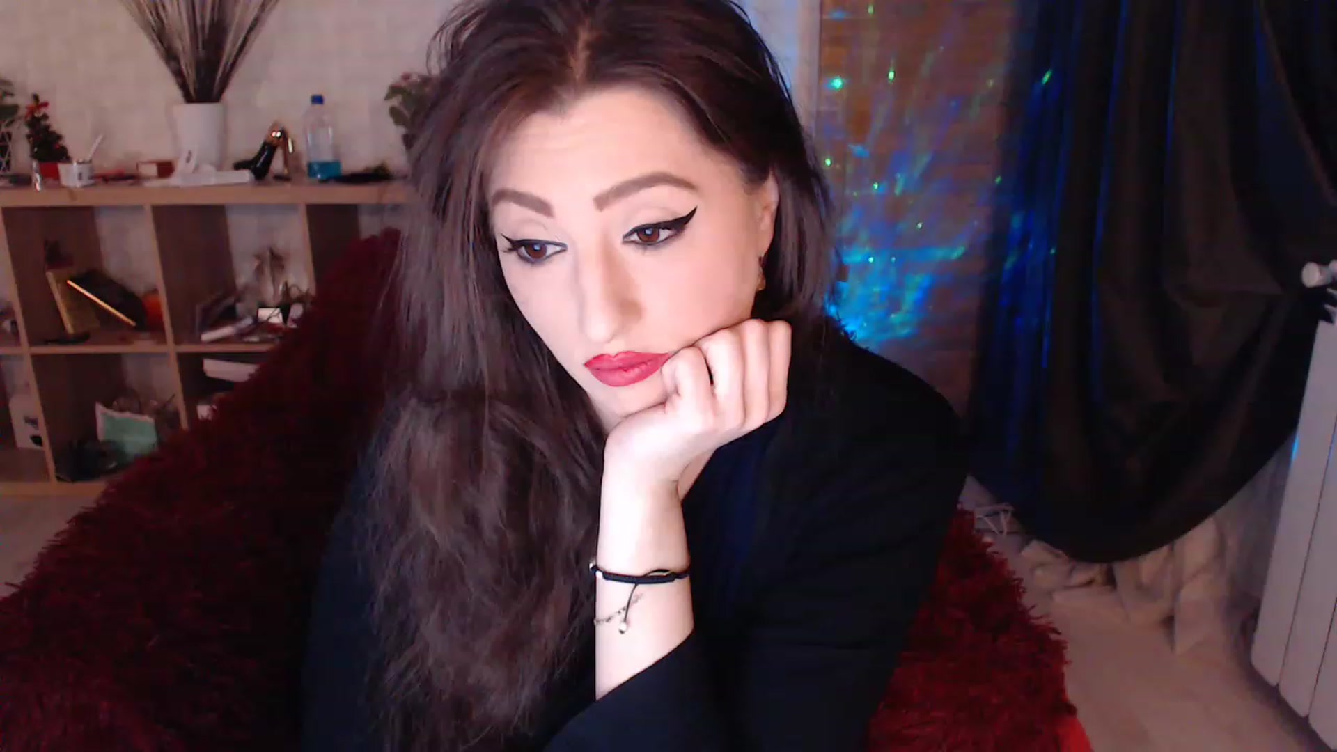 Gallery image thumbnail from HotRebbecca's myfreecams stream on, 02/14/2023, 24:17 image 16 of 20
