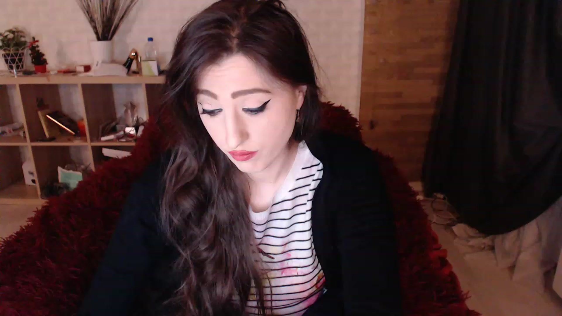 Gallery image thumbnail from HotRebbecca's myfreecams stream on, 02/19/2023, 05:04 image 2 of 20