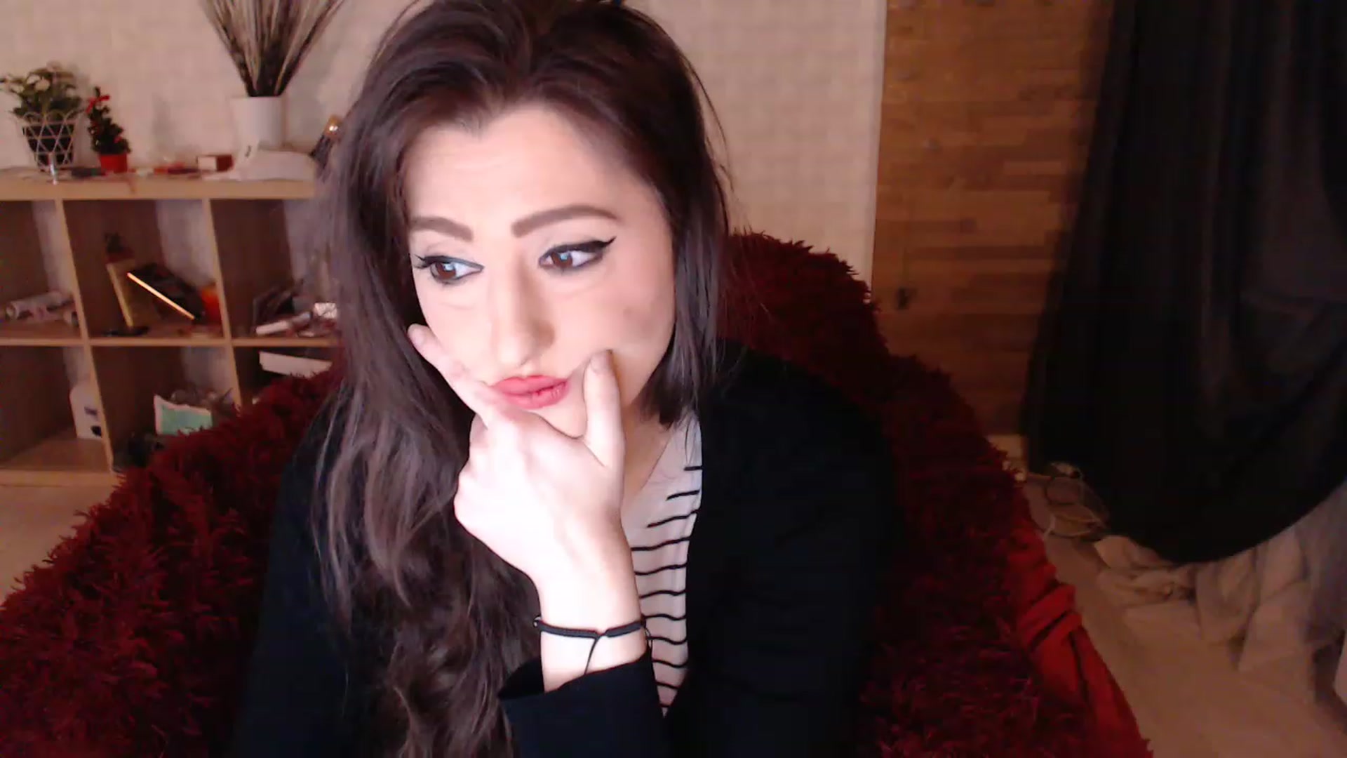Gallery image thumbnail from HotRebbecca's myfreecams stream on, 02/19/2023, 05:04 image 18 of 20