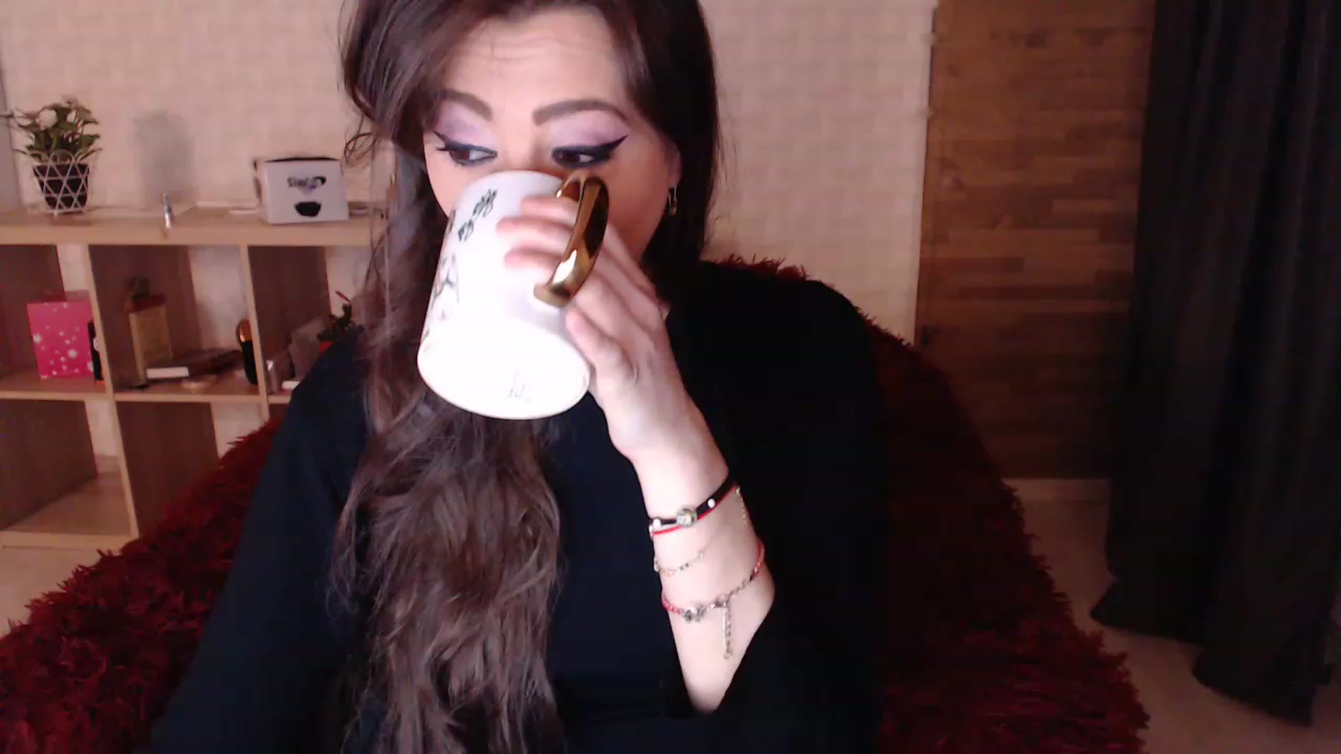 Gallery image thumbnail from HotRebbecca's myfreecams stream on, 03/04/2023, 01:09 image 14 of 20