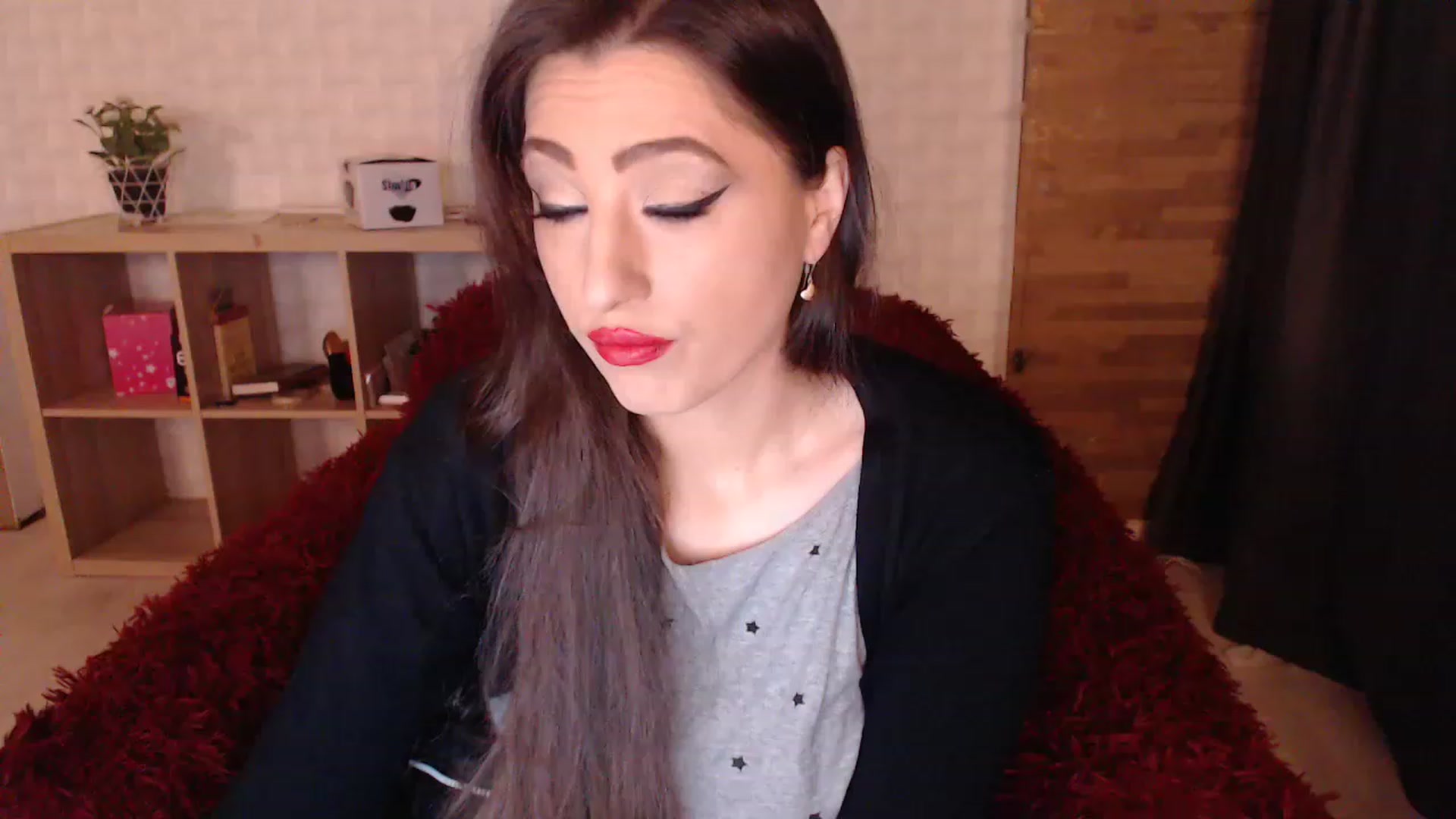 Gallery image thumbnail from HotRebbecca's myfreecams stream on, 03/18/2023, 24:42 image 6 of 20