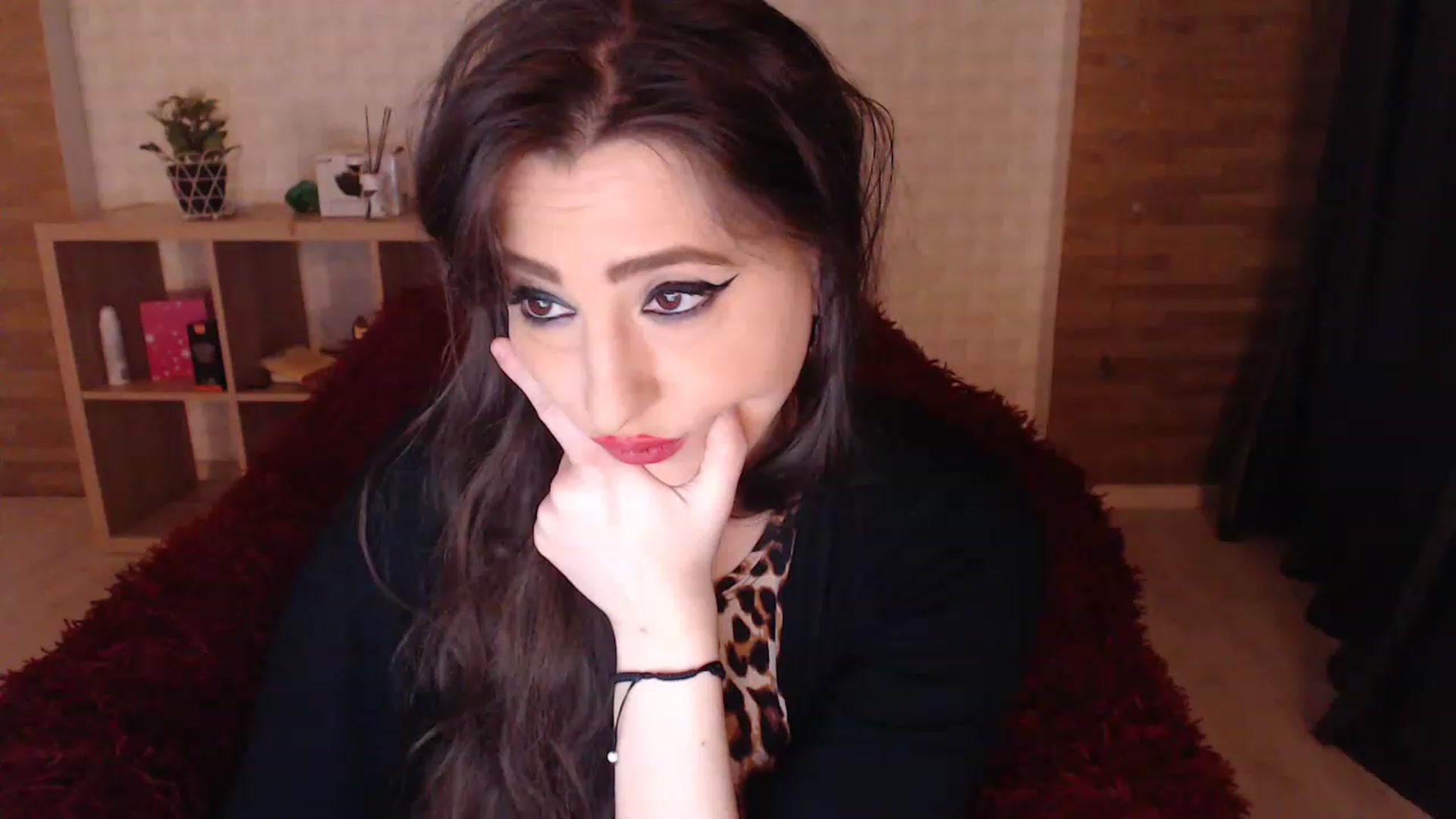 Gallery image thumbnail from HotRebbecca's myfreecams stream on, 04/28/2023, 03:04 image 10 of 20