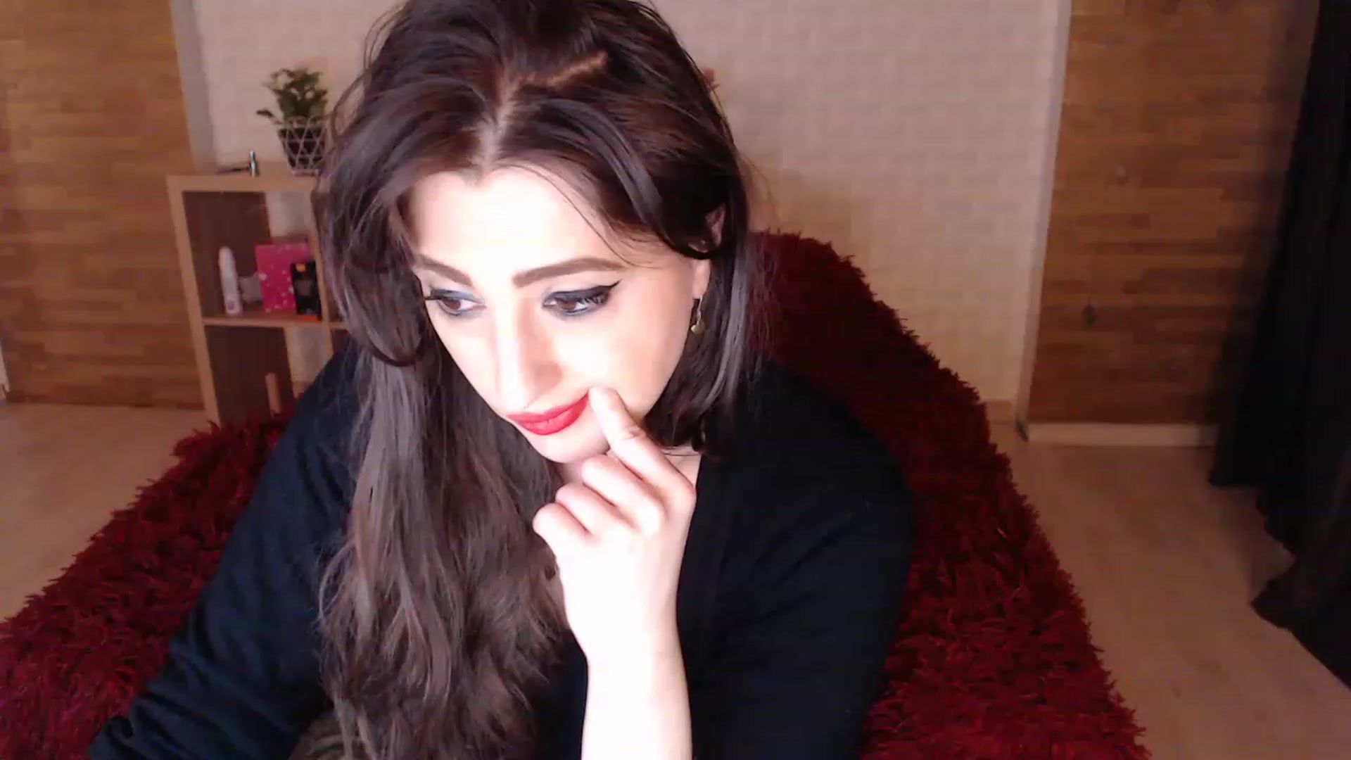Gallery image thumbnail from HotRebbecca's myfreecams stream on, 05/04/2023, 05:56 image 9 of 20