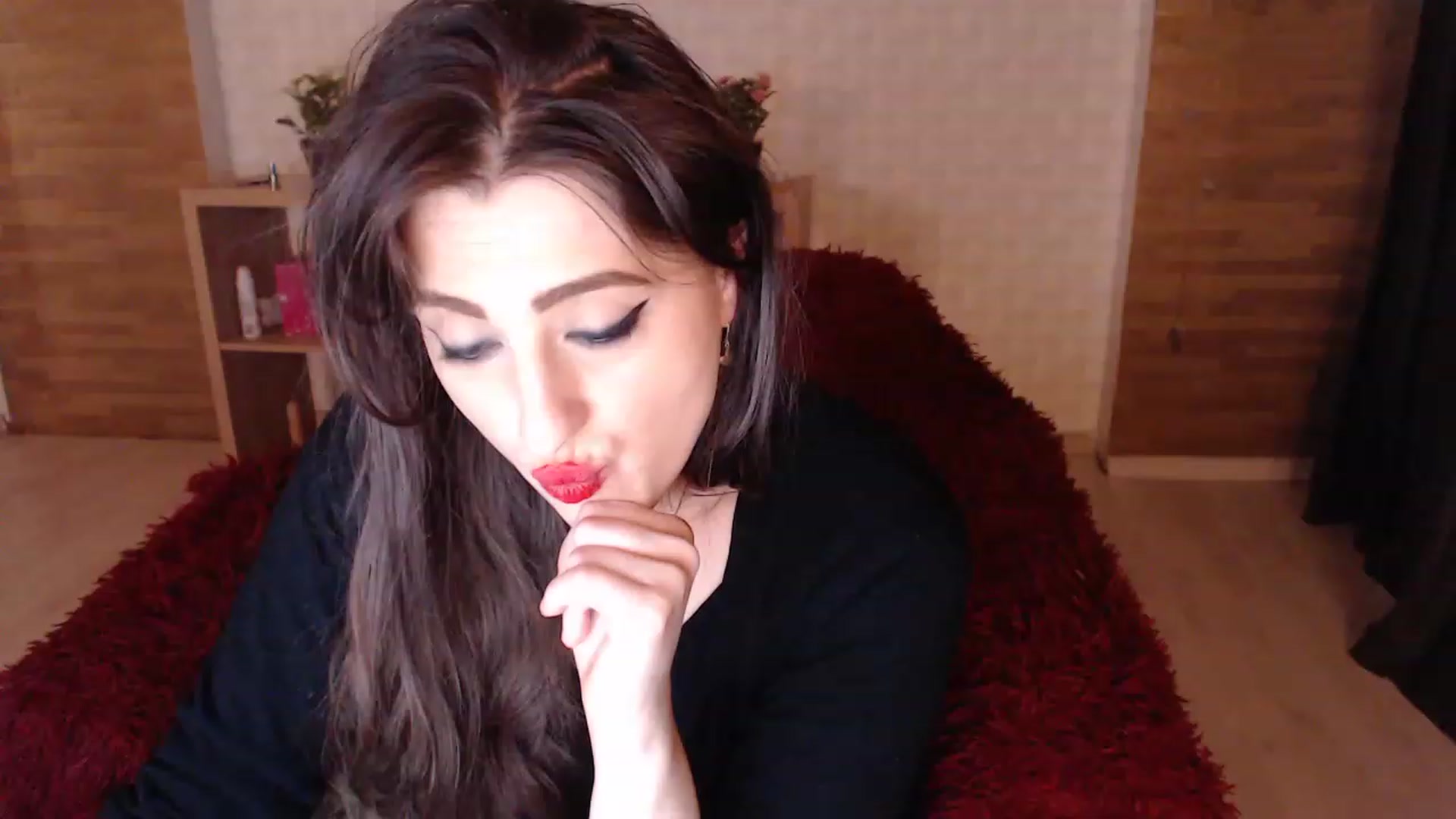 Gallery image thumbnail from HotRebbecca's myfreecams stream on, 05/04/2023, 05:56 image 8 of 20