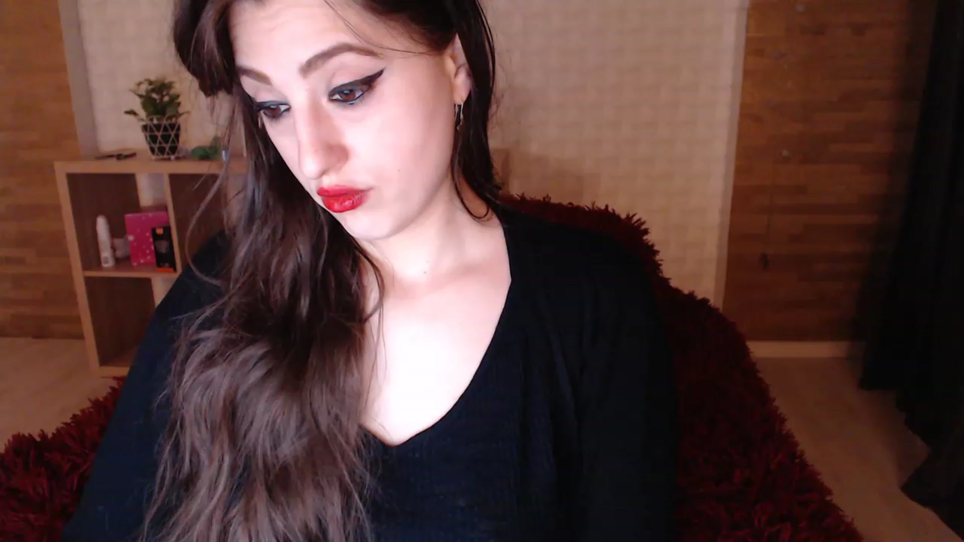 Gallery image thumbnail from HotRebbecca's myfreecams stream on, 05/05/2023, 02:52 image 11 of 20