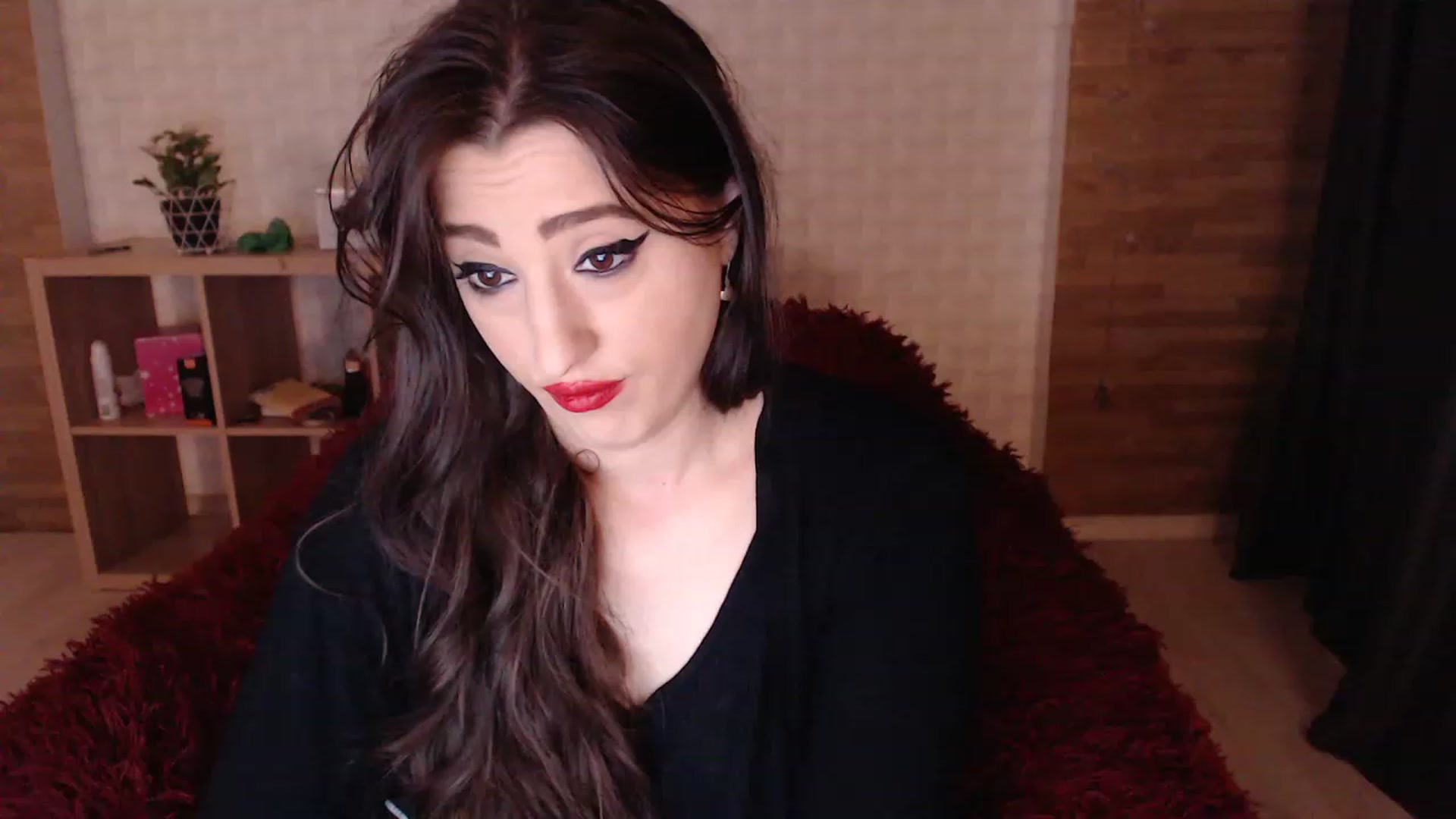 Gallery image thumbnail from HotRebbecca's myfreecams stream on, 05/06/2023, 01:27 image 7 of 20