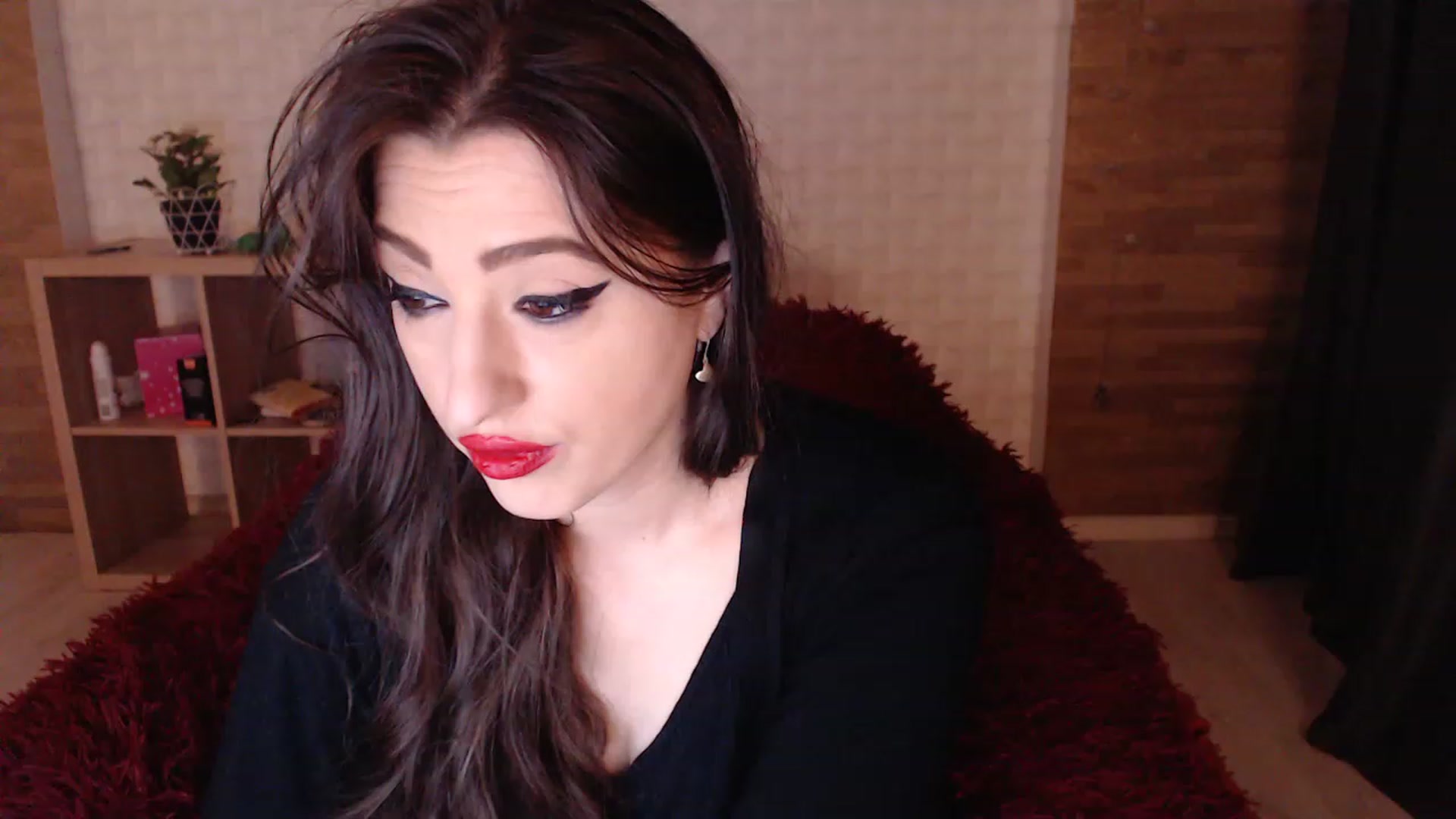 Gallery image thumbnail from HotRebbecca's myfreecams stream on, 05/06/2023, 01:27 image 4 of 20