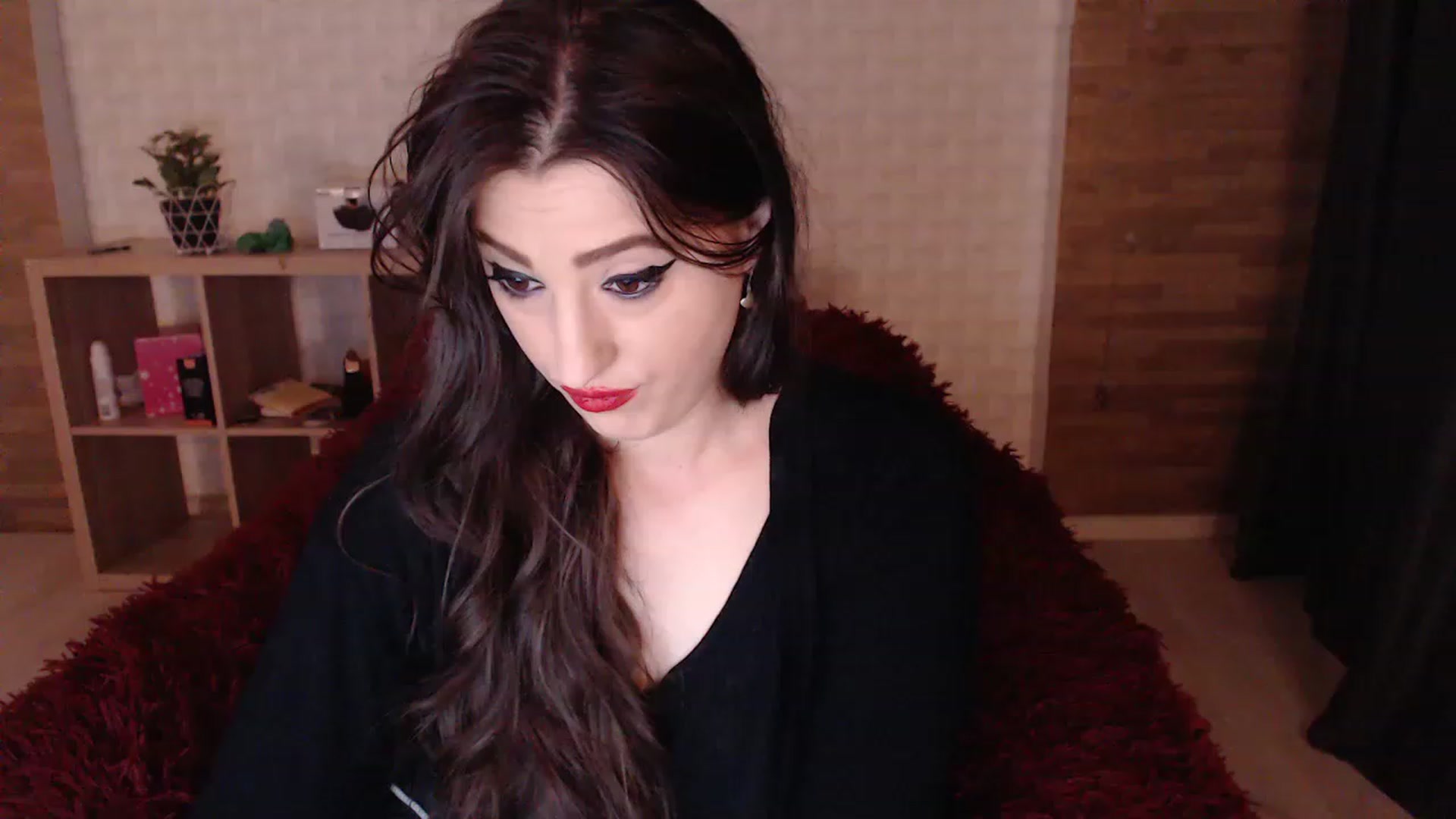 Gallery image thumbnail from HotRebbecca's myfreecams stream on, 05/06/2023, 01:27 image 6 of 20