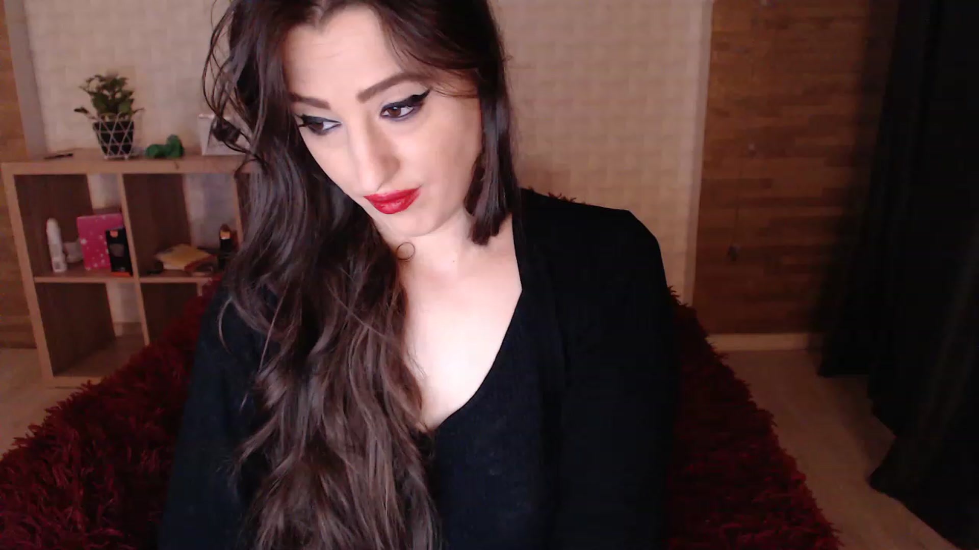 Gallery image thumbnail from HotRebbecca's myfreecams stream on, 05/06/2023, 01:27 image 18 of 20