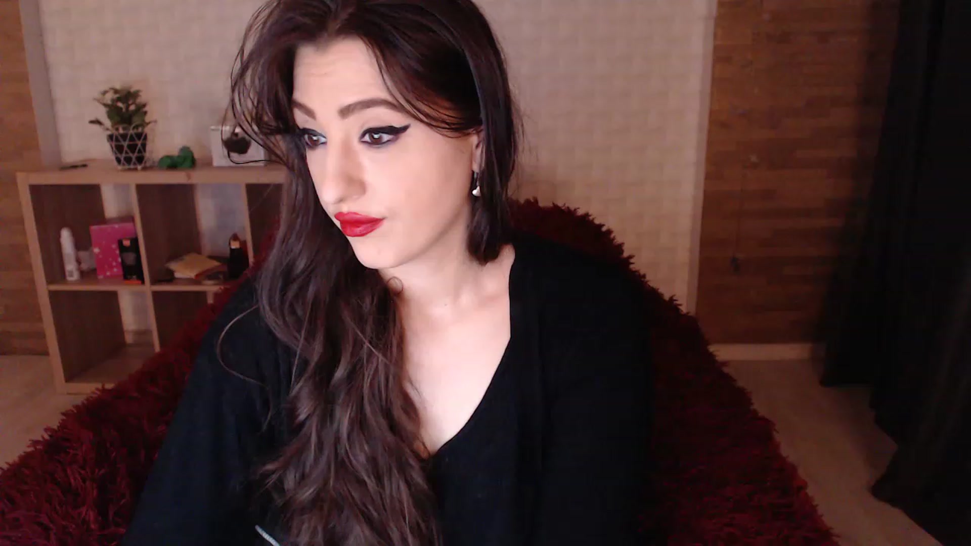 Gallery image thumbnail from HotRebbecca's myfreecams stream on, 05/06/2023, 01:27 image 1 of 20